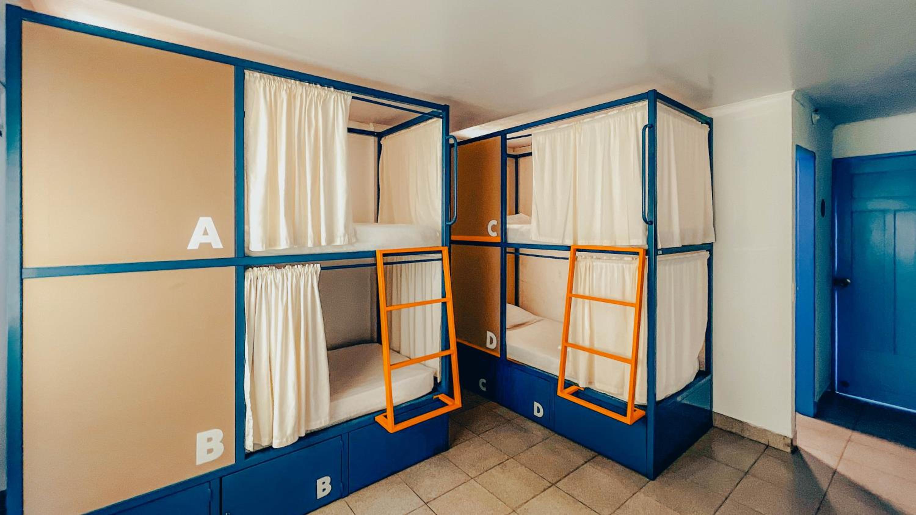 Bed in 4-Bed Female Dormitory Room photo 1
