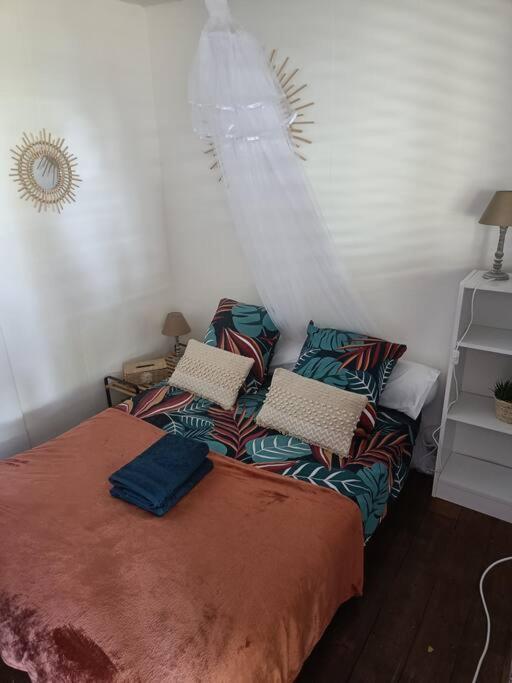 One-Bedroom Apartment with Sea View and Terrace photo 1