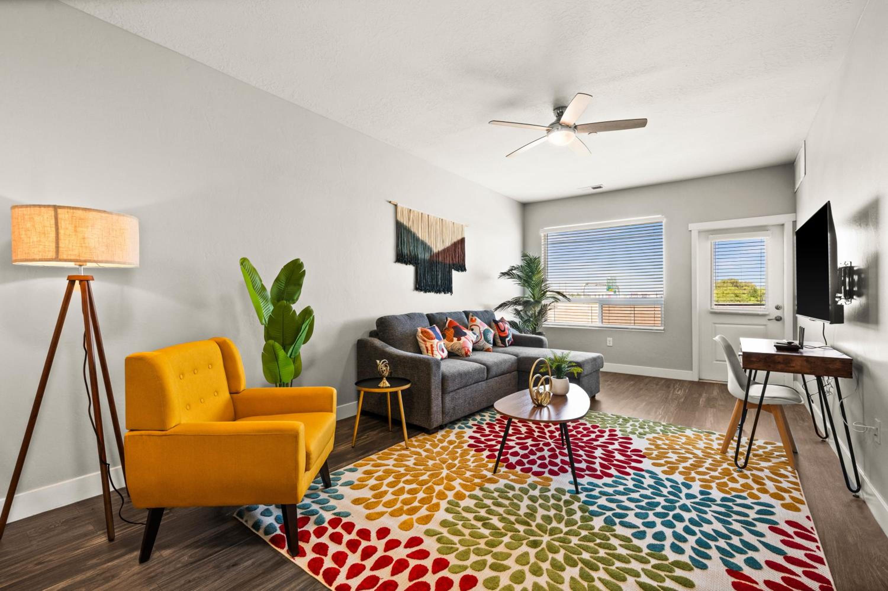 Apartment photo 1