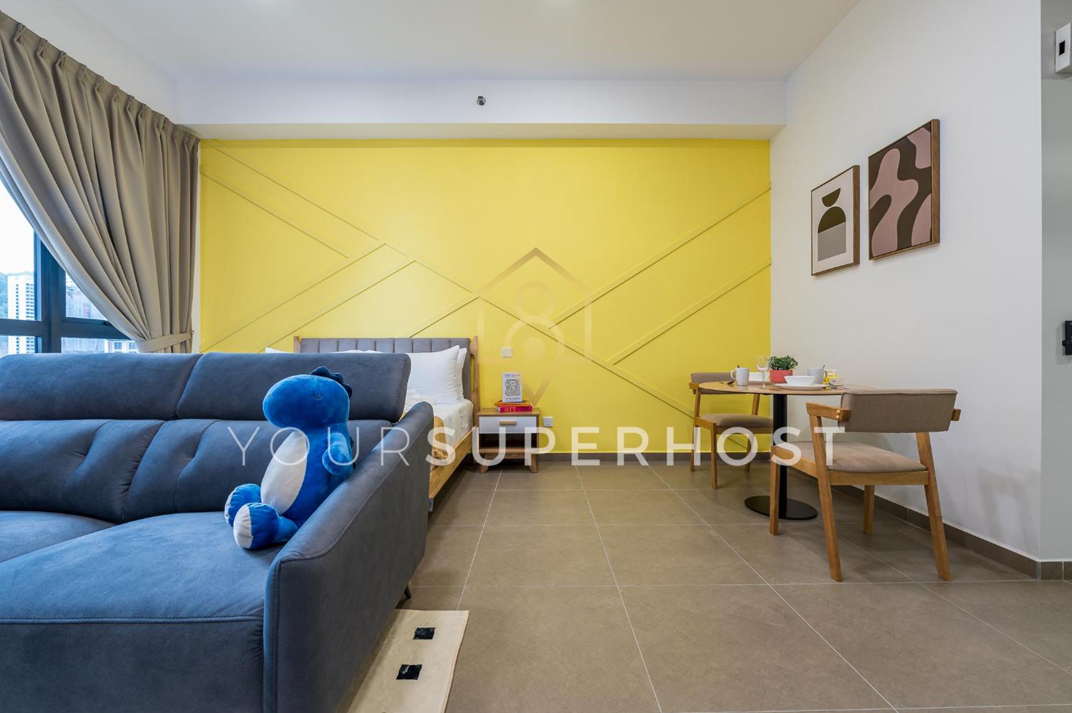 Executive Suite - Photo 8