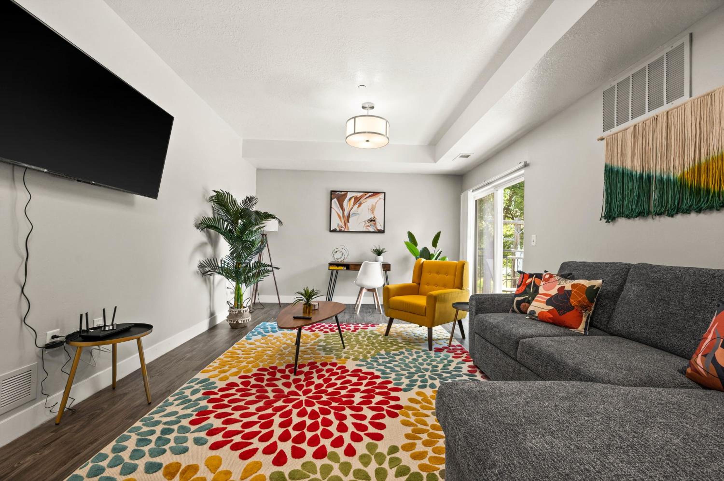 Apartment photo 1
