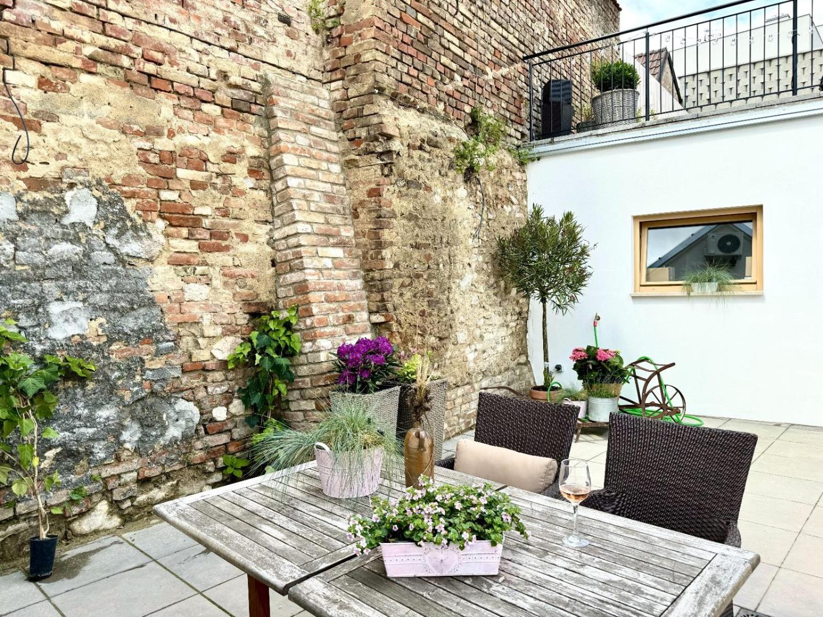 Maisonette photo 2