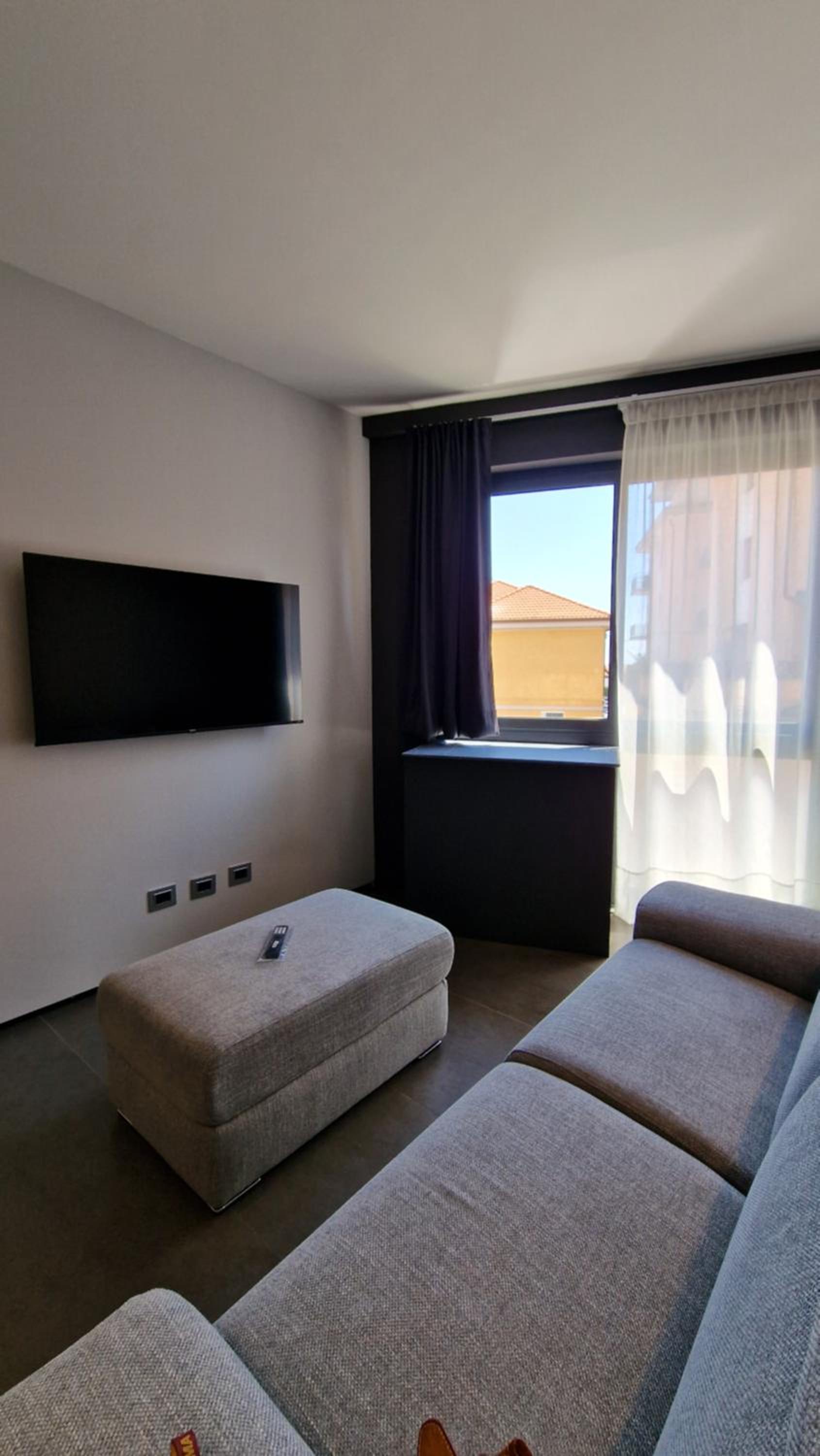 Classic One-Bedroom Apartment with King Bed photo 1