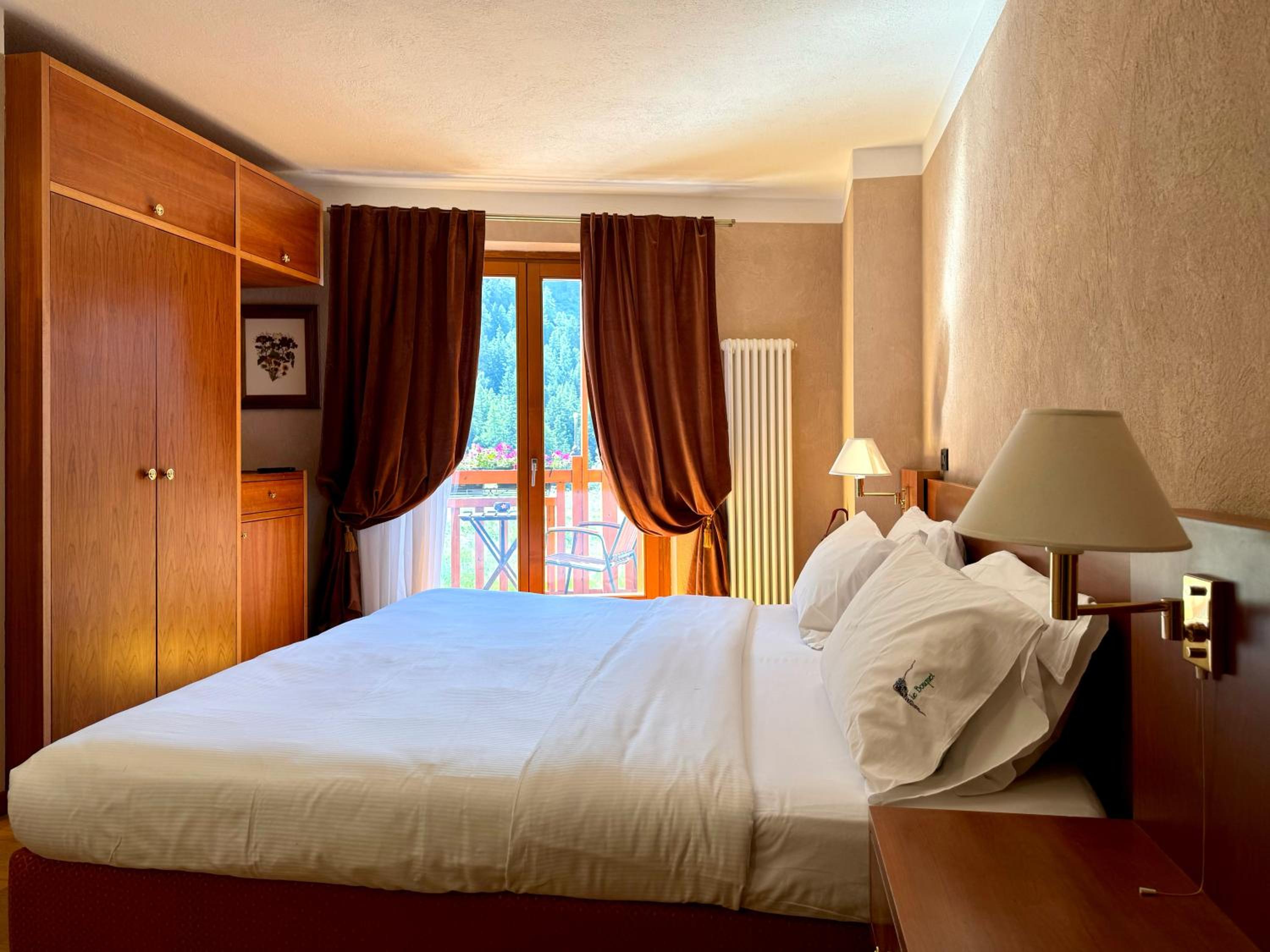 Single Room with Balcony