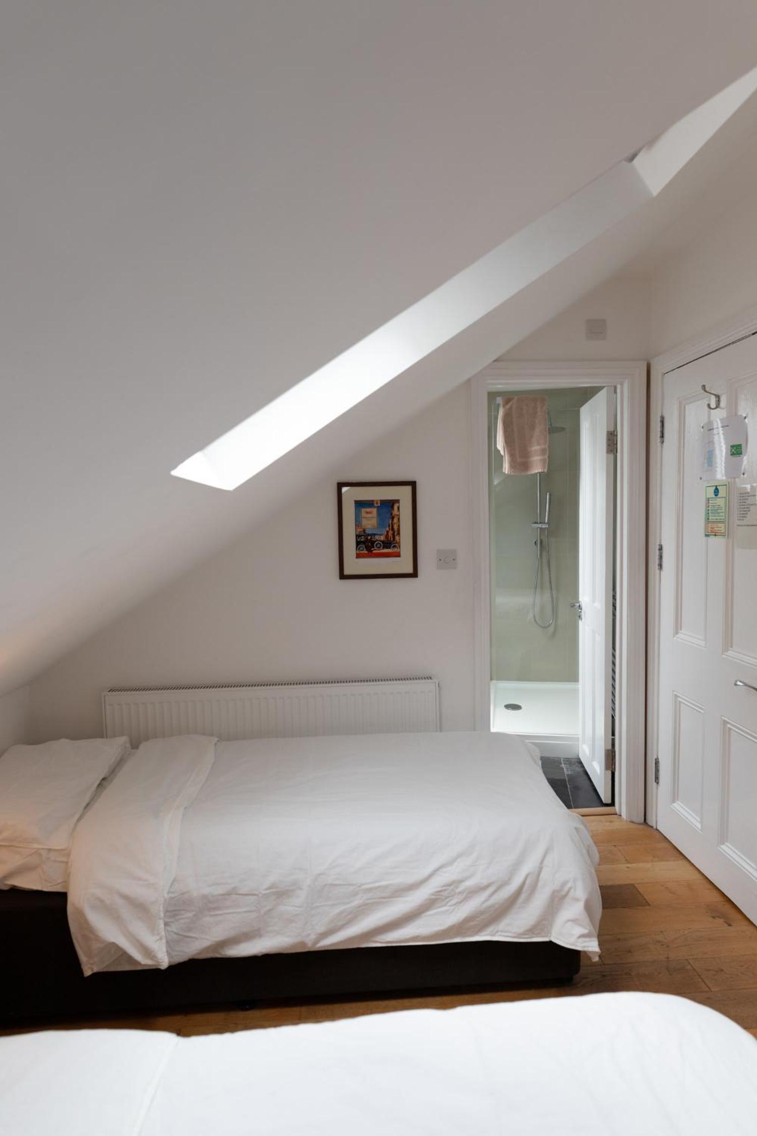 Single Bed in Mixed Dormitory Room photo 1