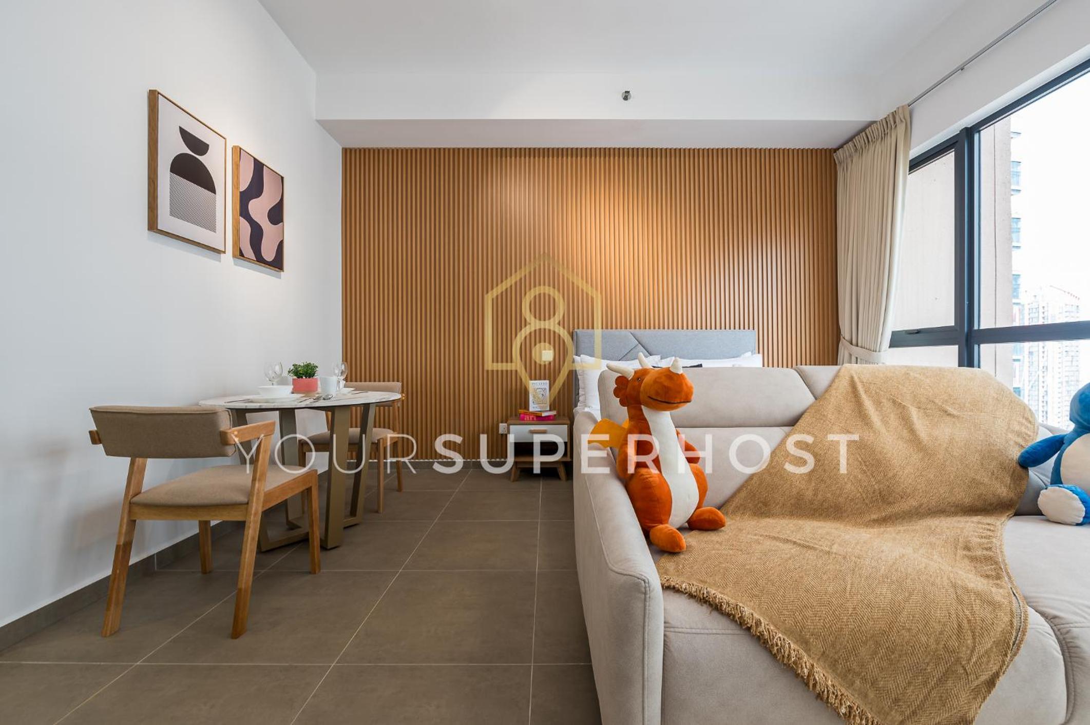 Suite - Photo 8