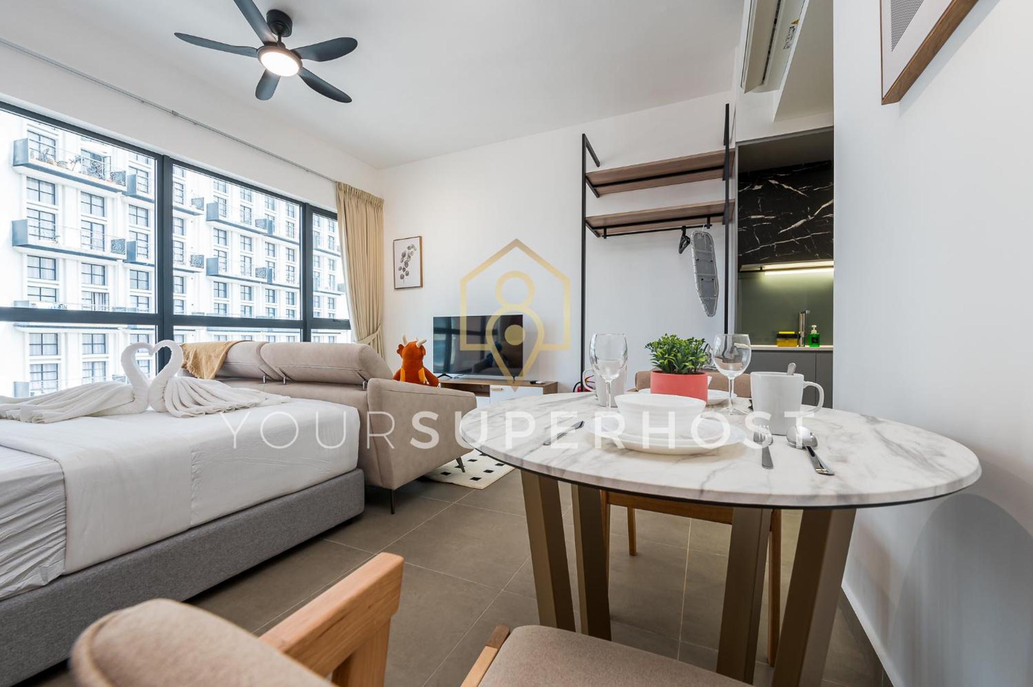 Suite - Photo 9