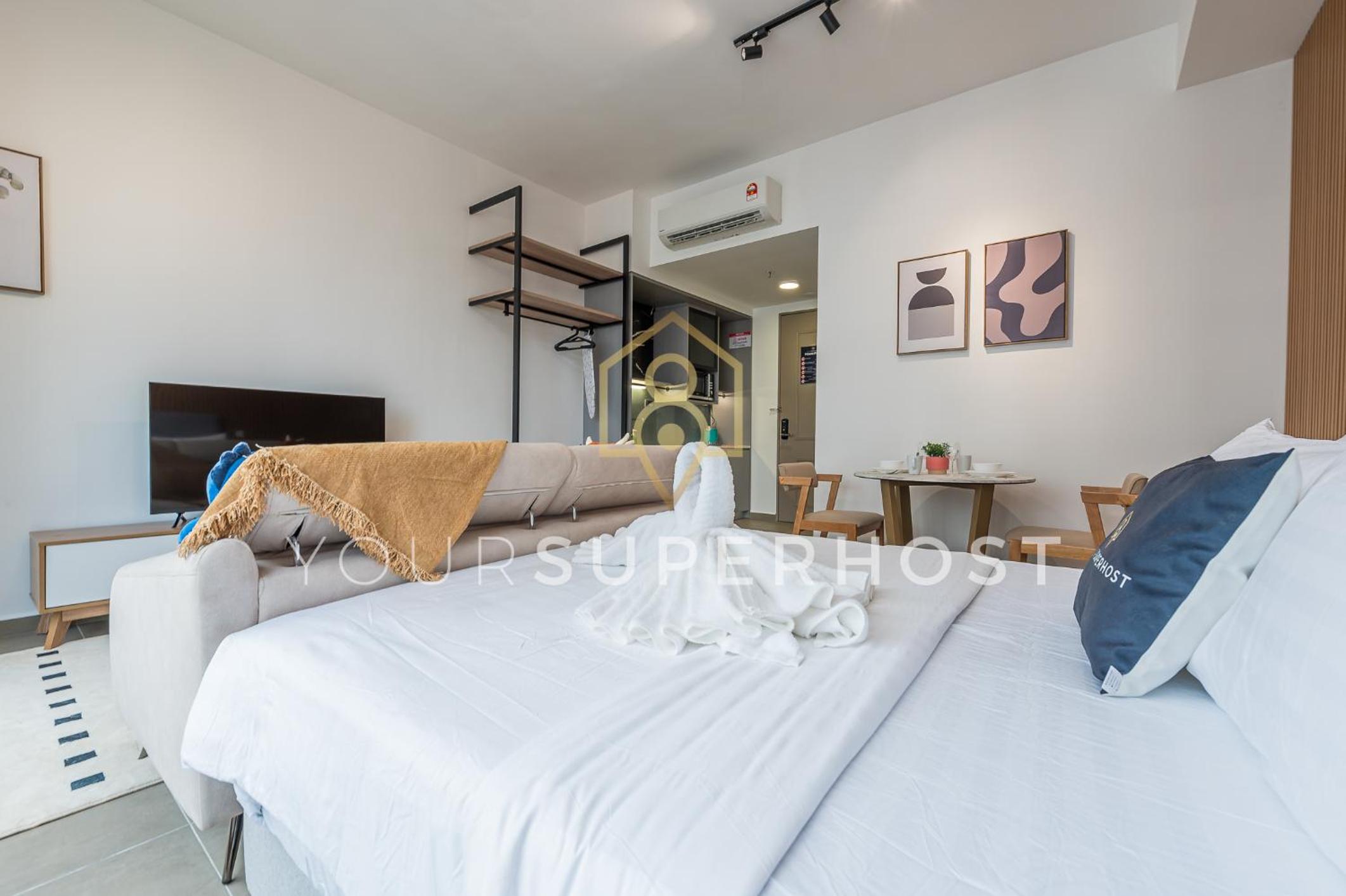 Suite - Photo 12