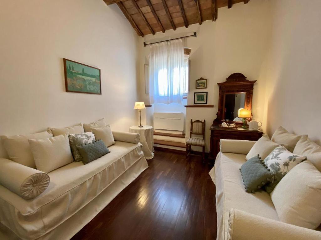 Suite with City View photo 3