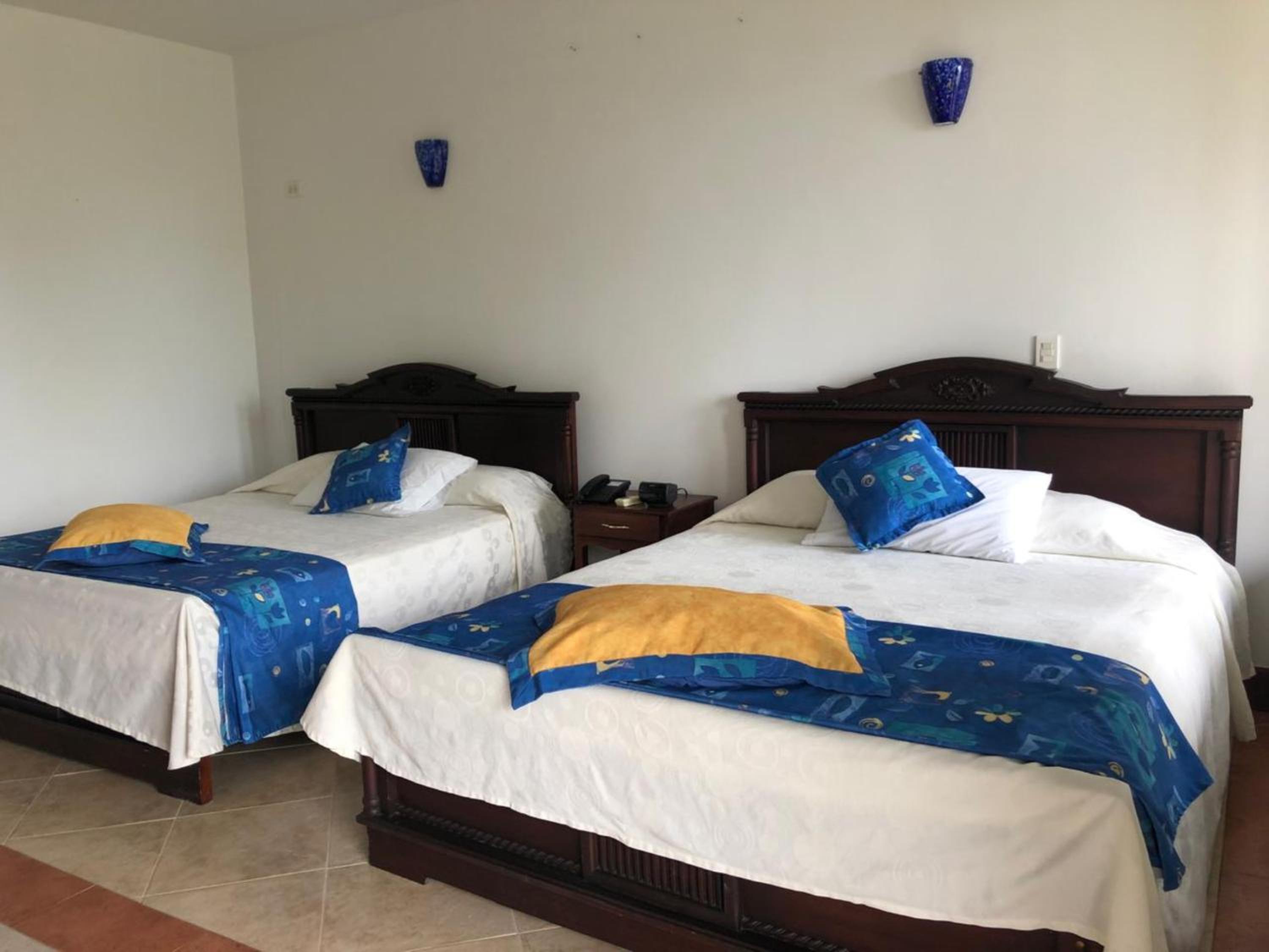 Superior Twin Room photo 3