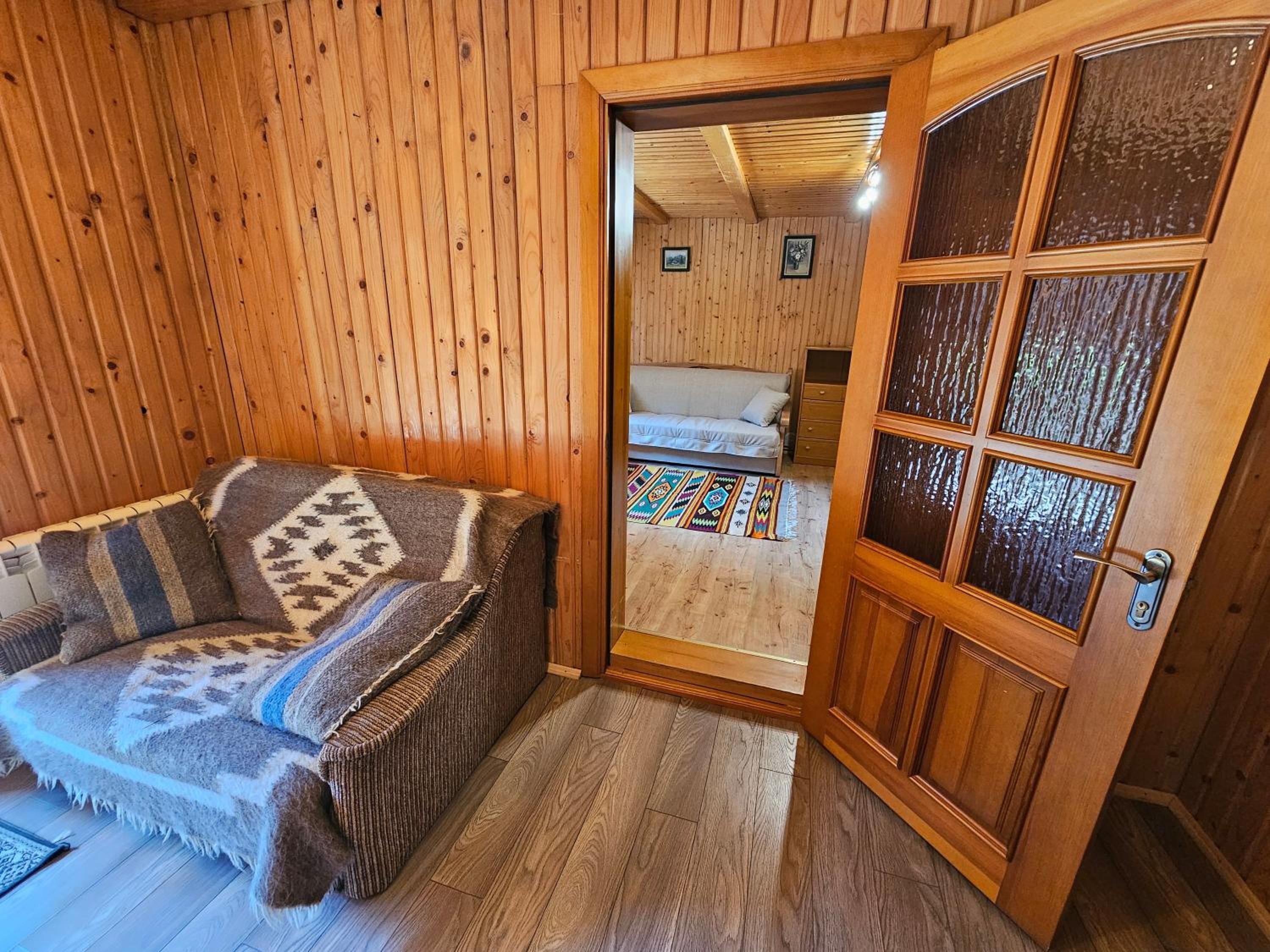 Deluxe Room (2 Adults + 1 Child) photo 2