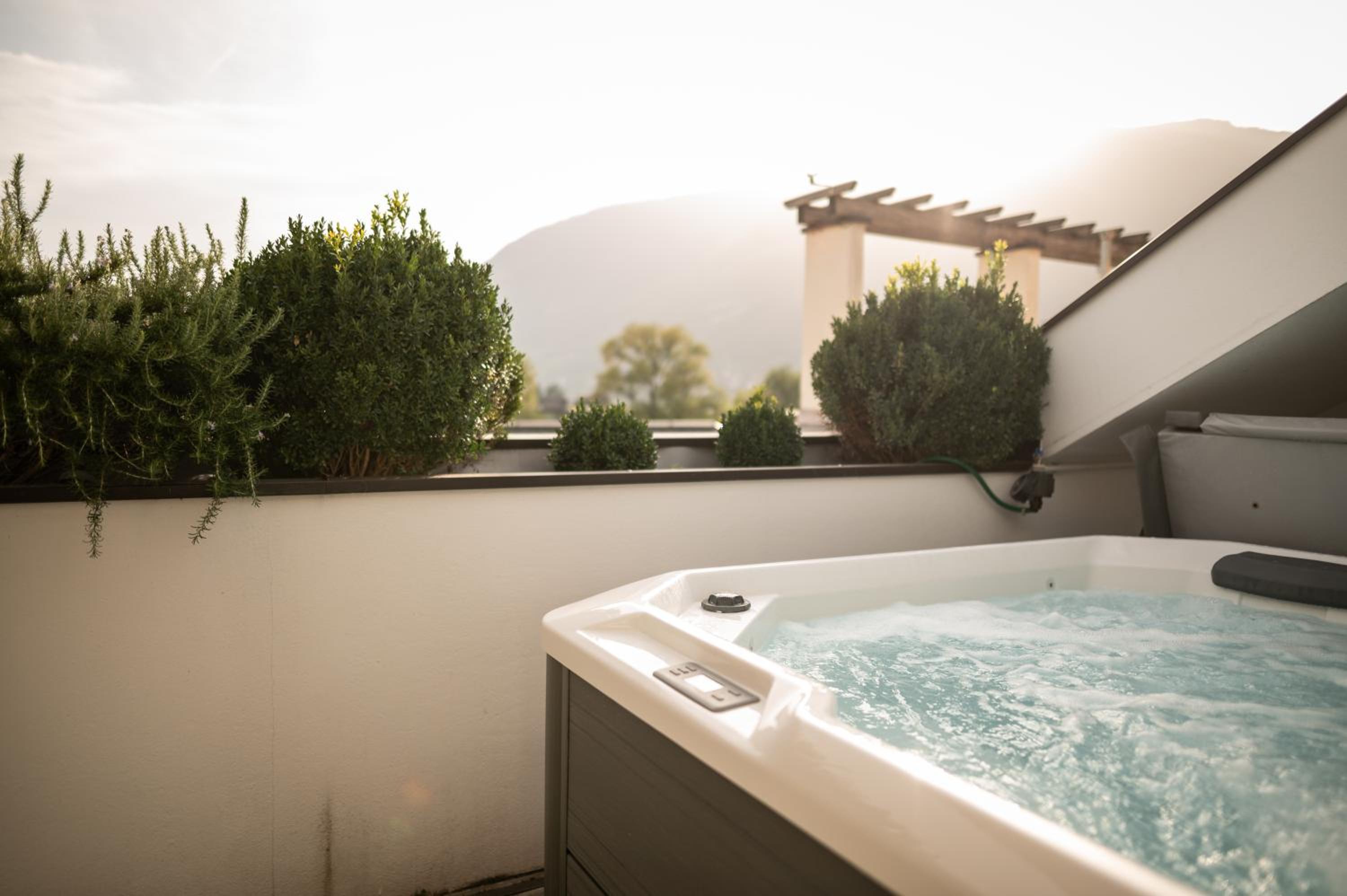 Penthouse Suite with Hot Tub - Photo 11