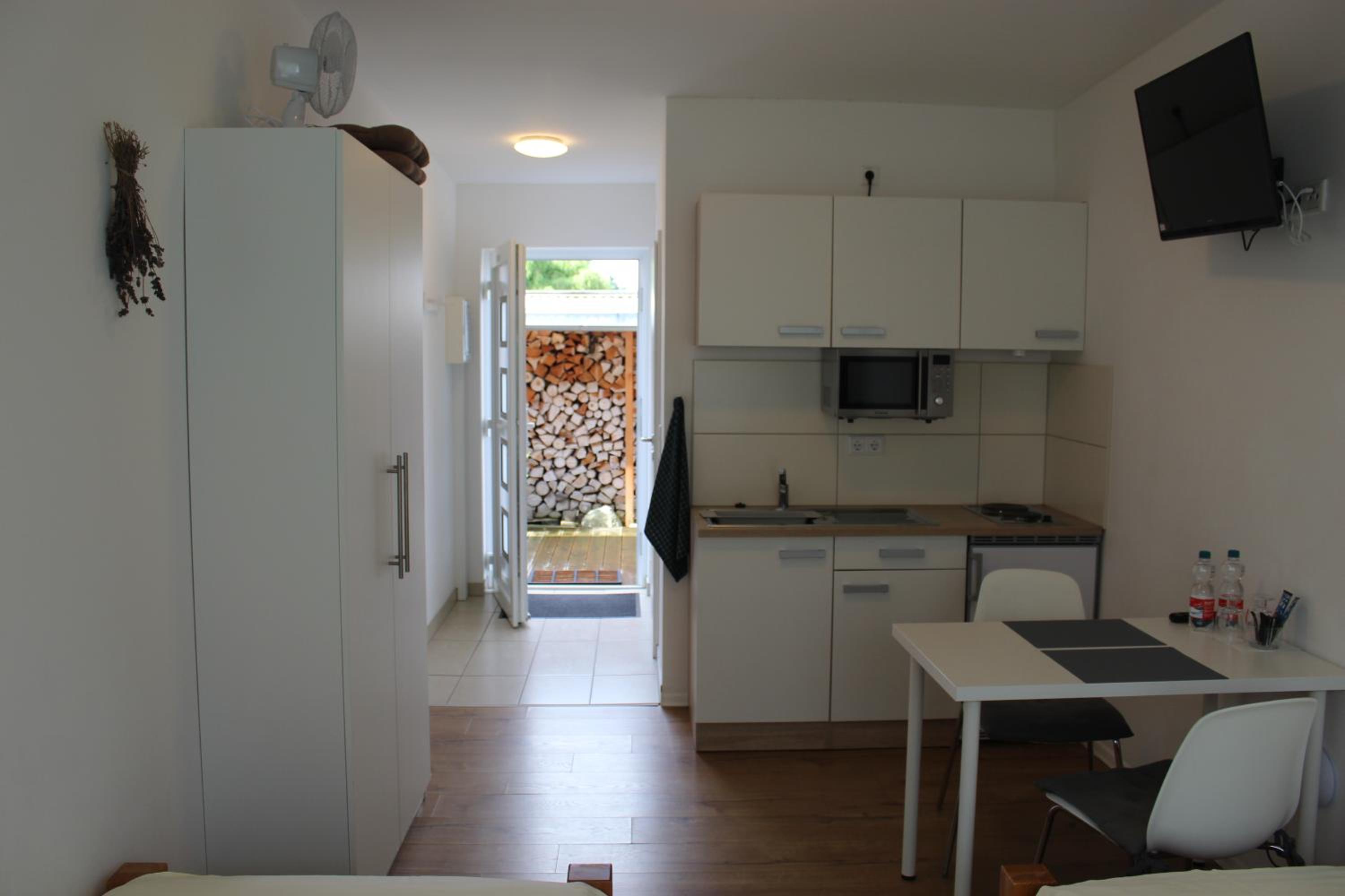Apartment - Photo 3