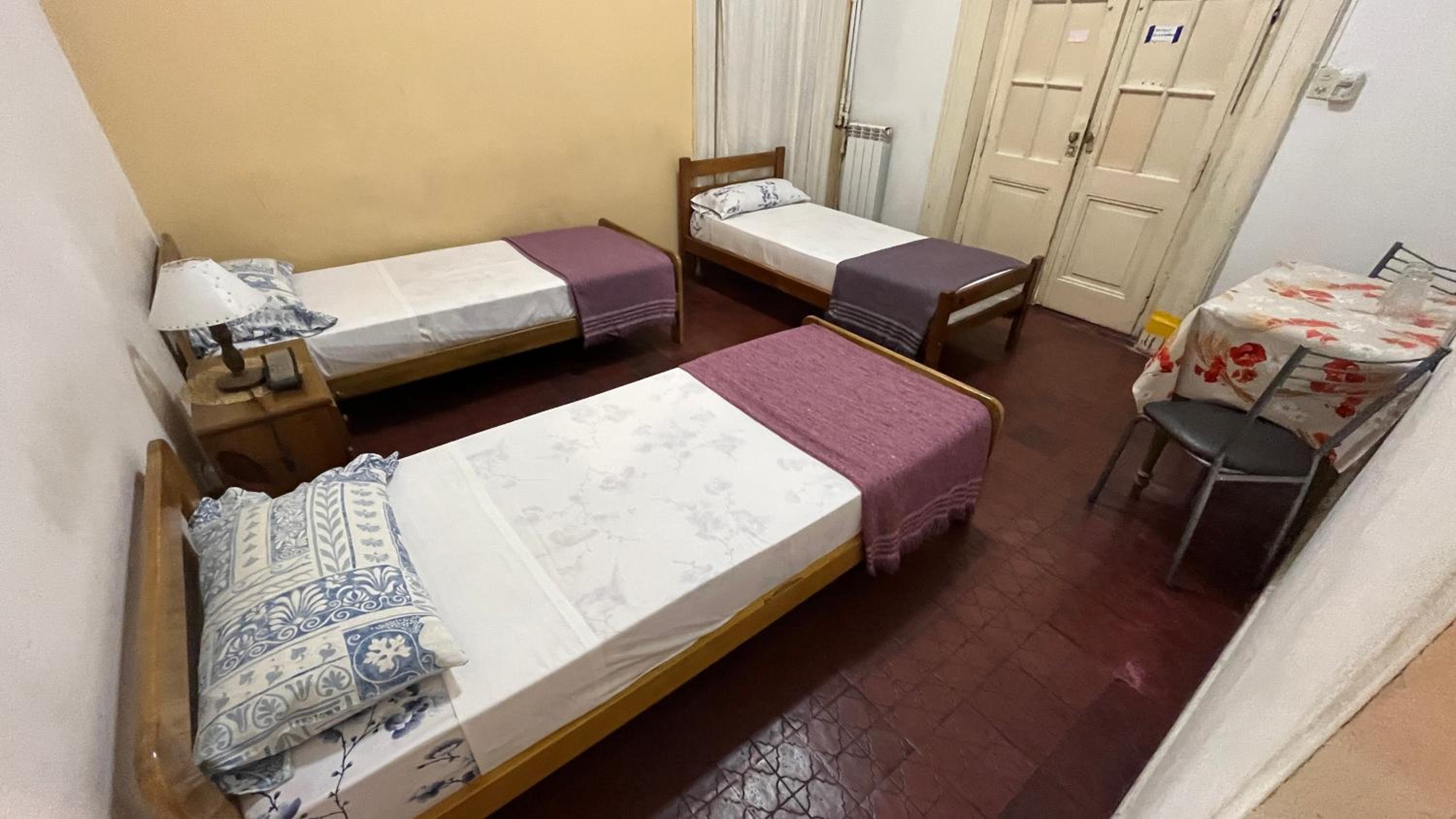 Triple Room with Bathroom - Photo 1
