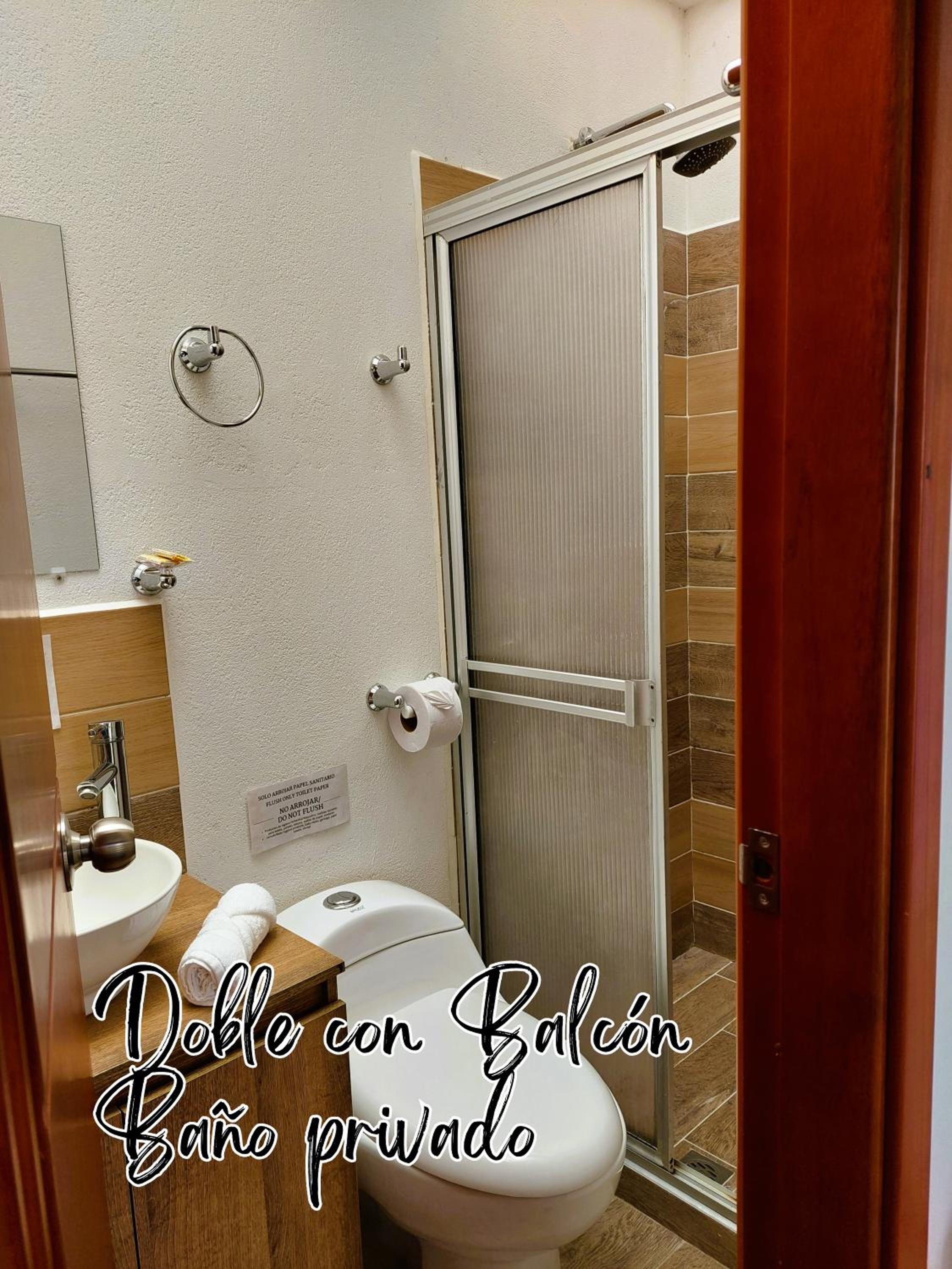 Double Room with Balcony photo 3