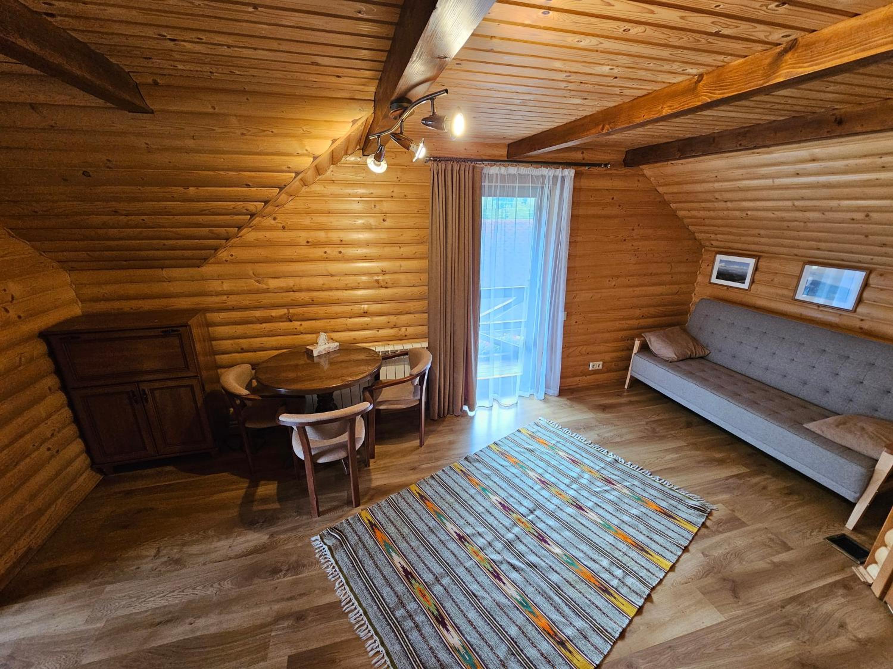 Suite with Balcony photo 1