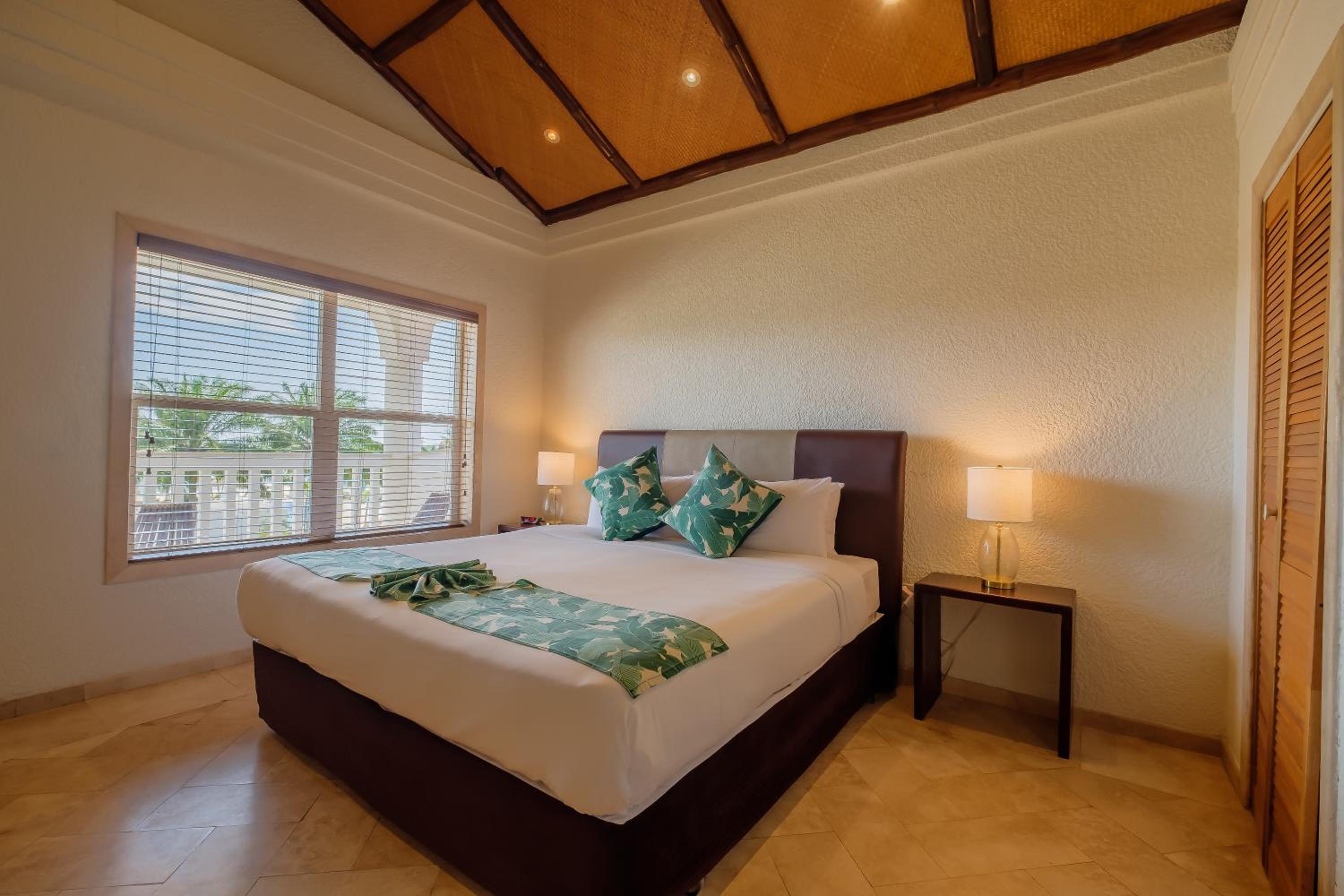 King Room with Balcony
