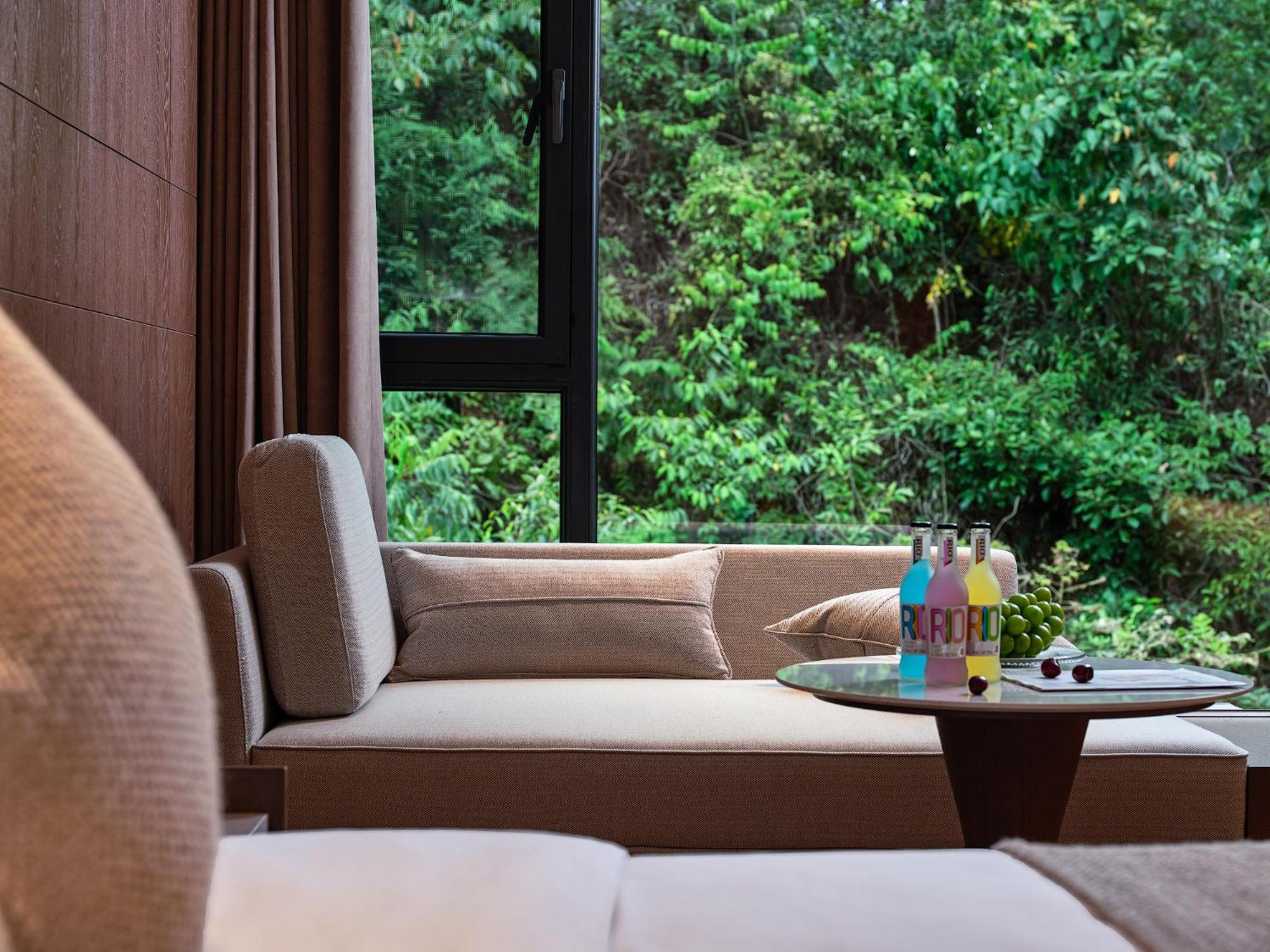 Double Room with Mountain View