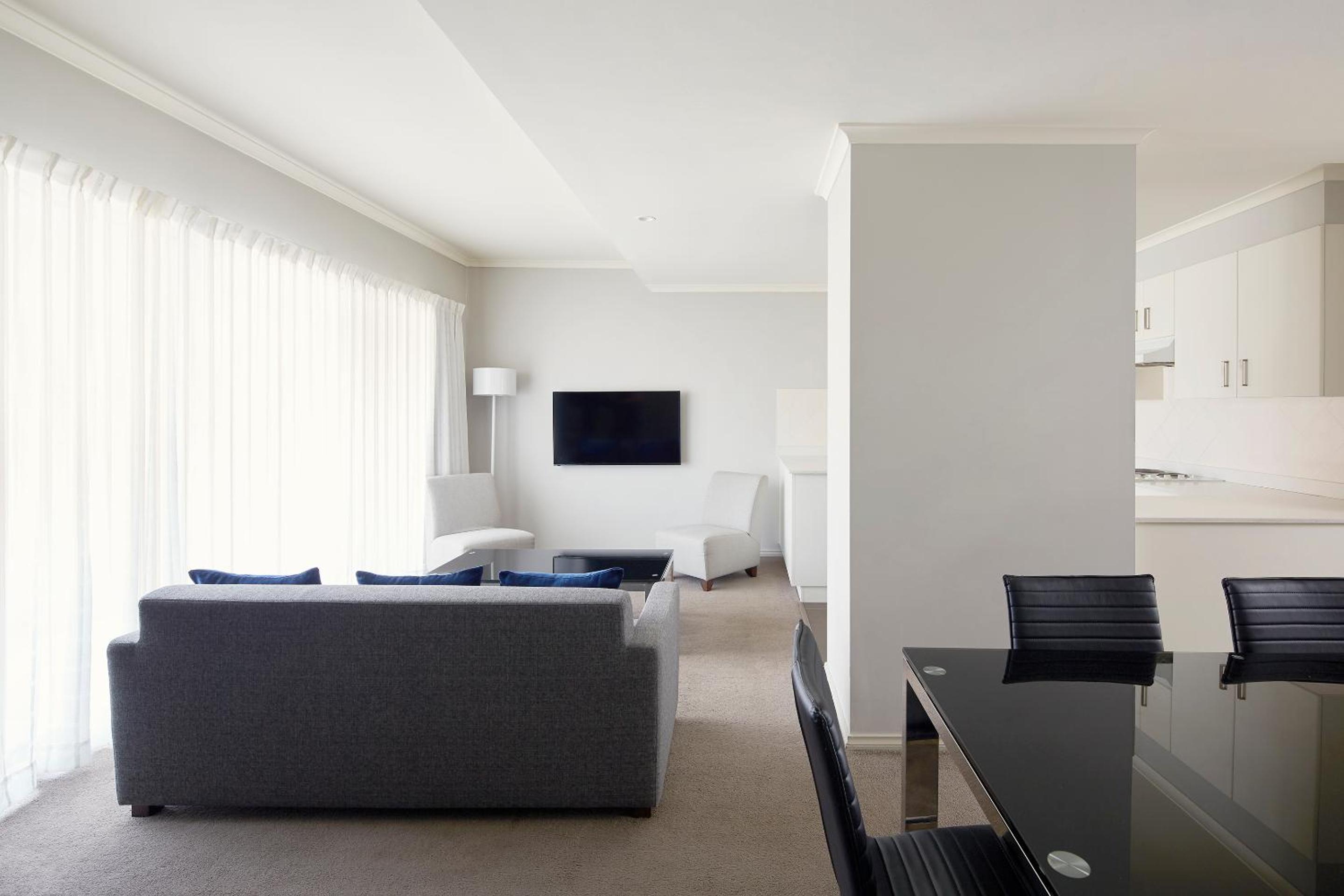 Four-Bedroom Deluxe Apartment - Photo 1