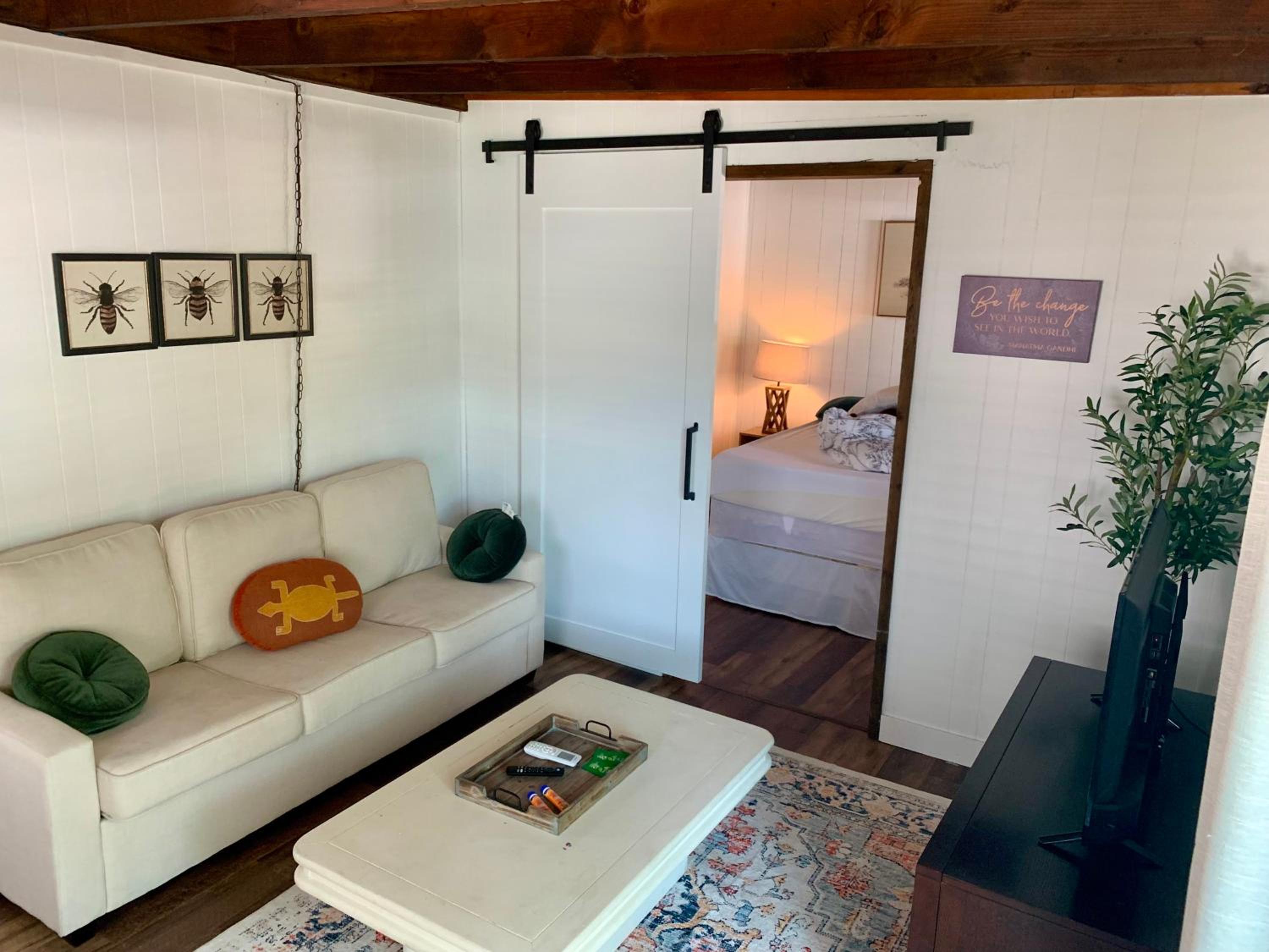 Two-Bedroom House photo 2