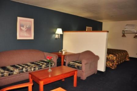 King Suite with Sofa Bed photo 2