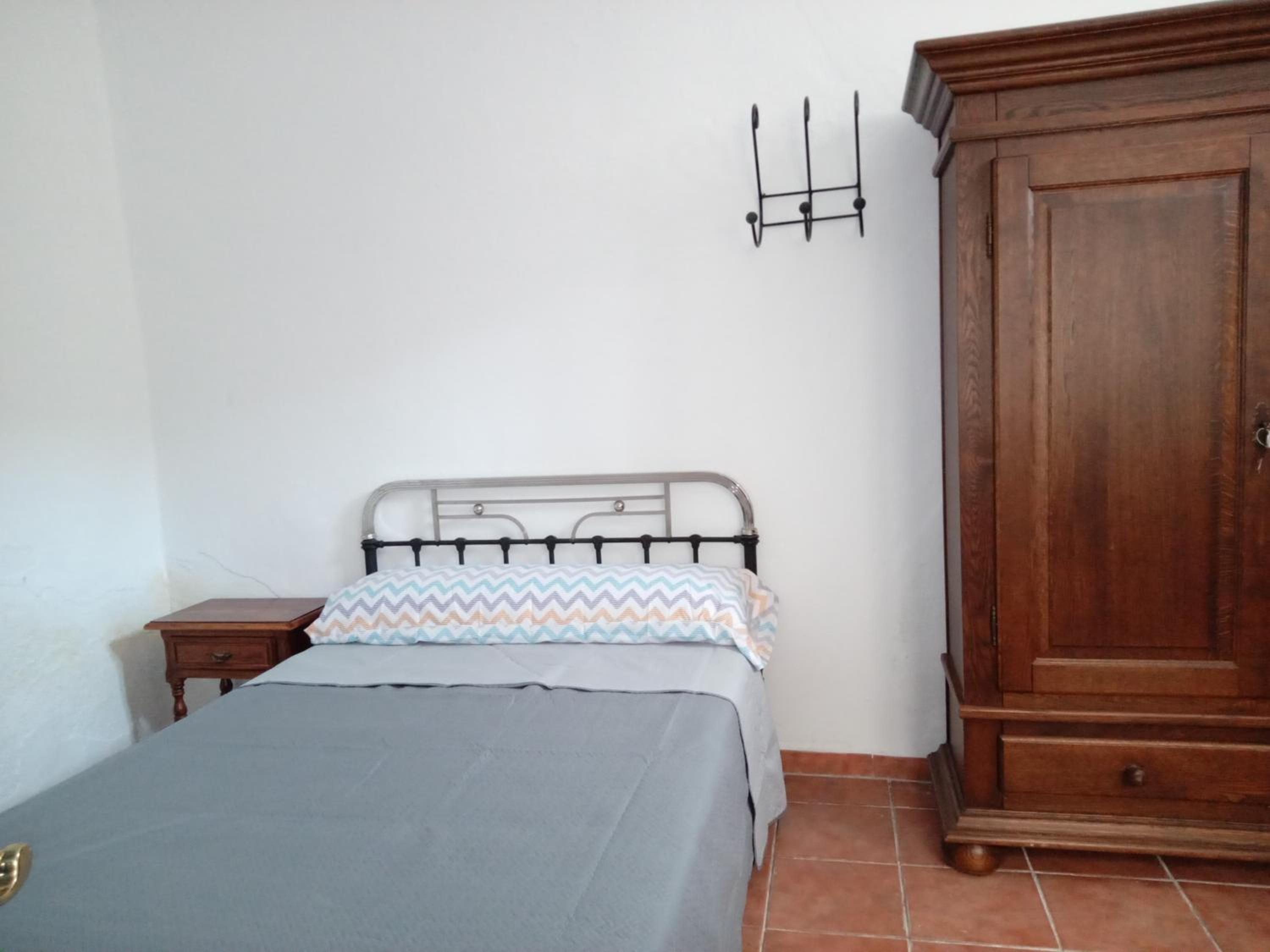 Four-Bedroom House photo 2
