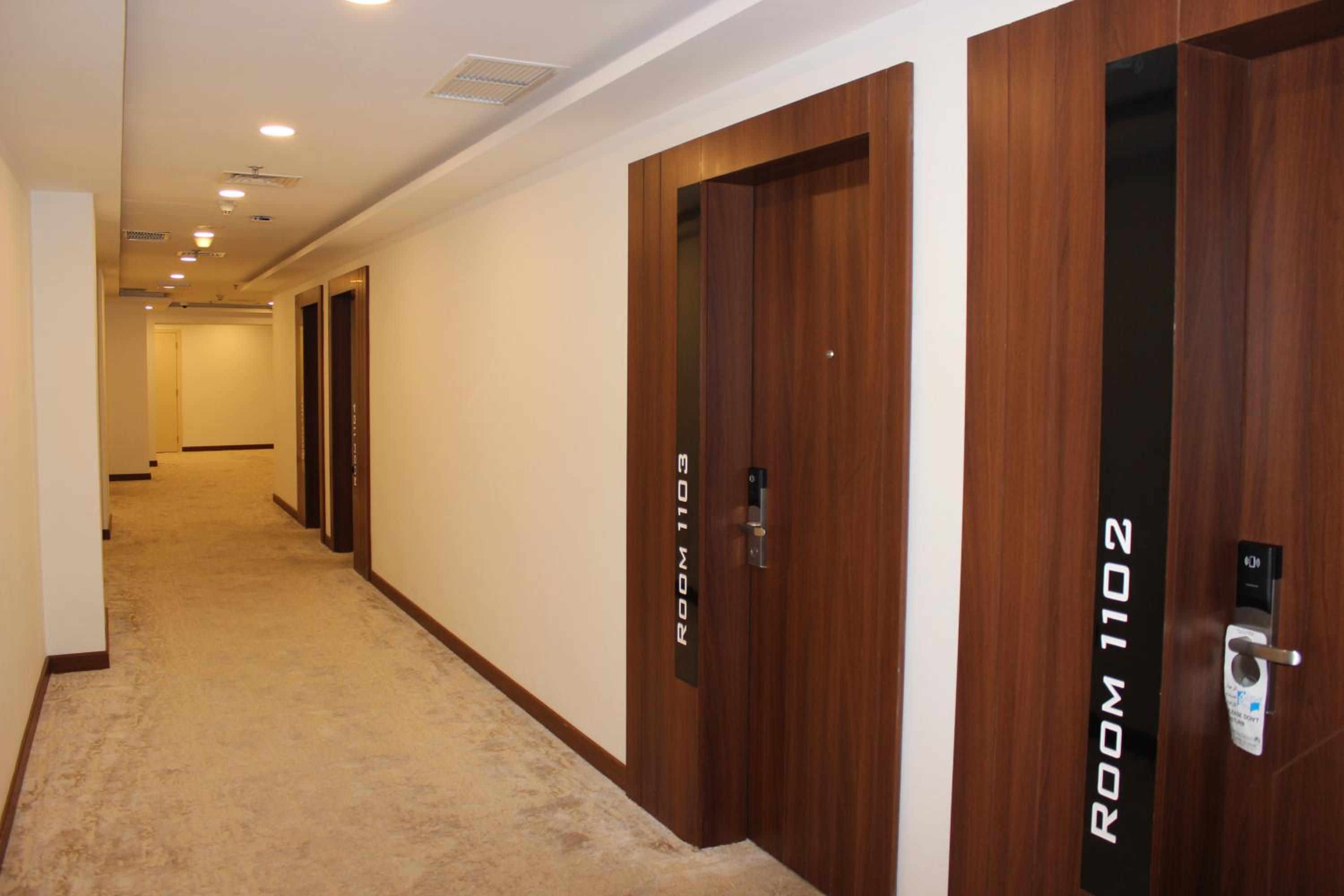 Twin Room - Photo 7