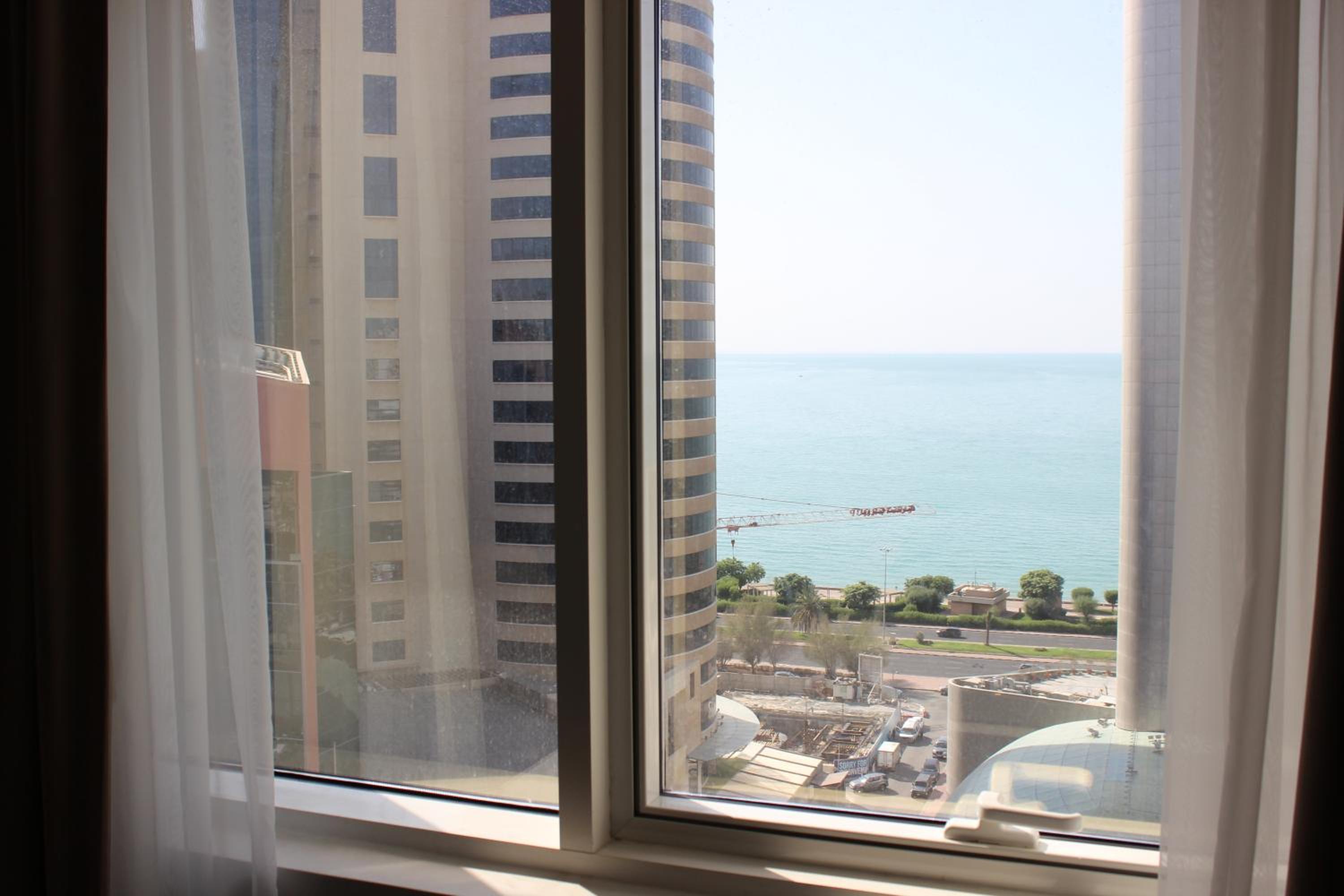 Executive Room - Photo 9
