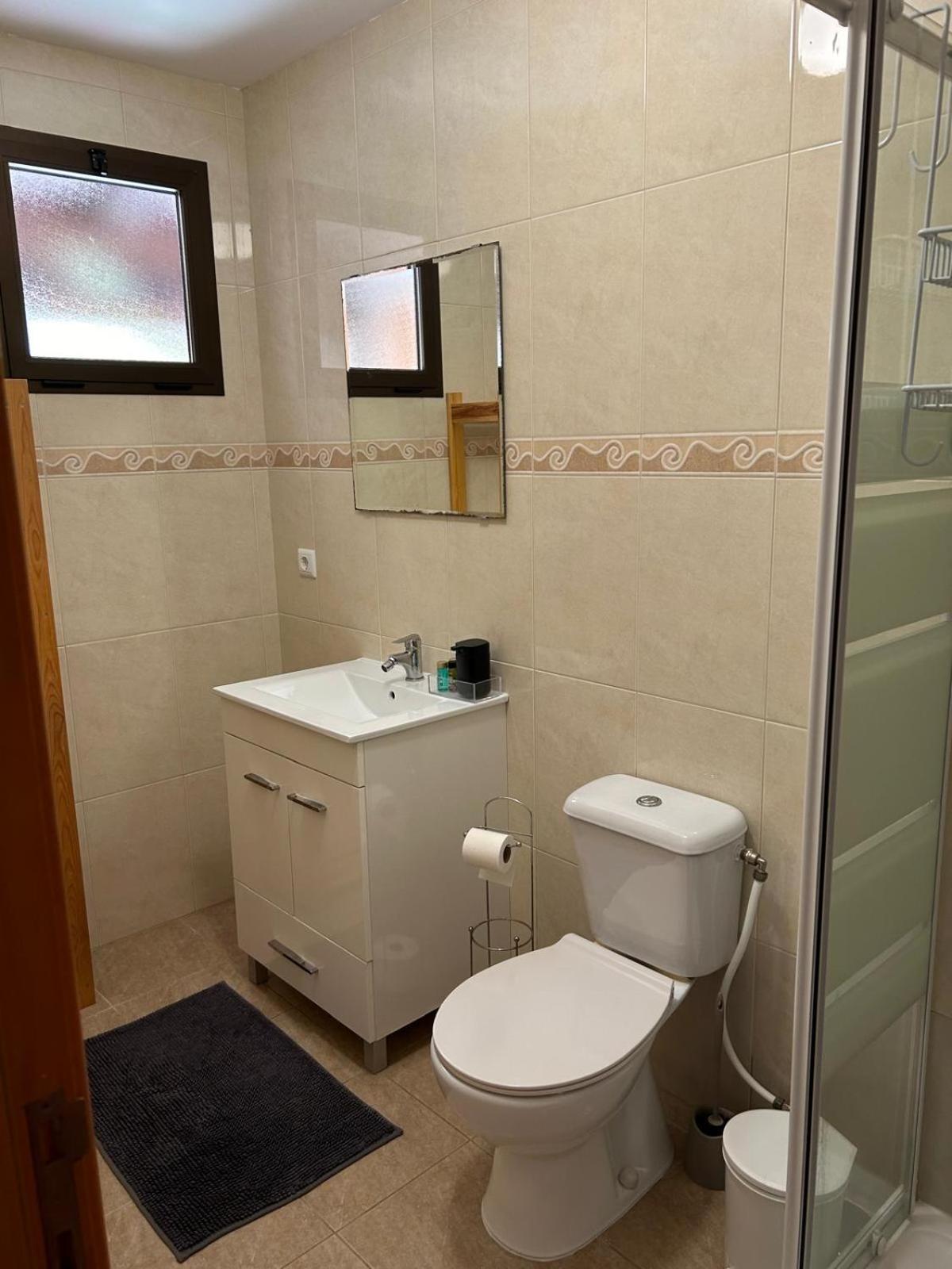 Classic Quadruple Room - Photo 4