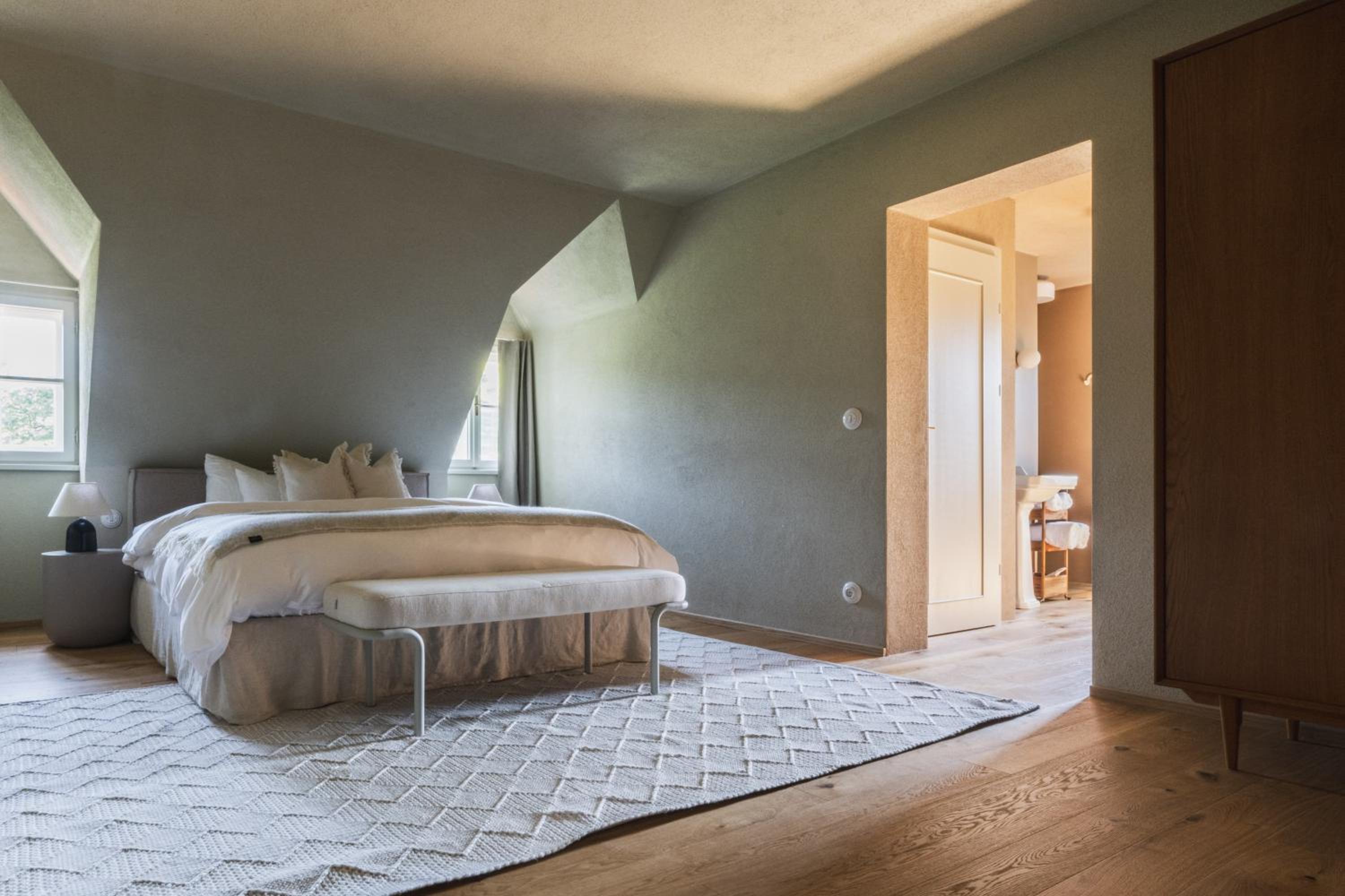 Deluxe Double Room with Balcony photo 1