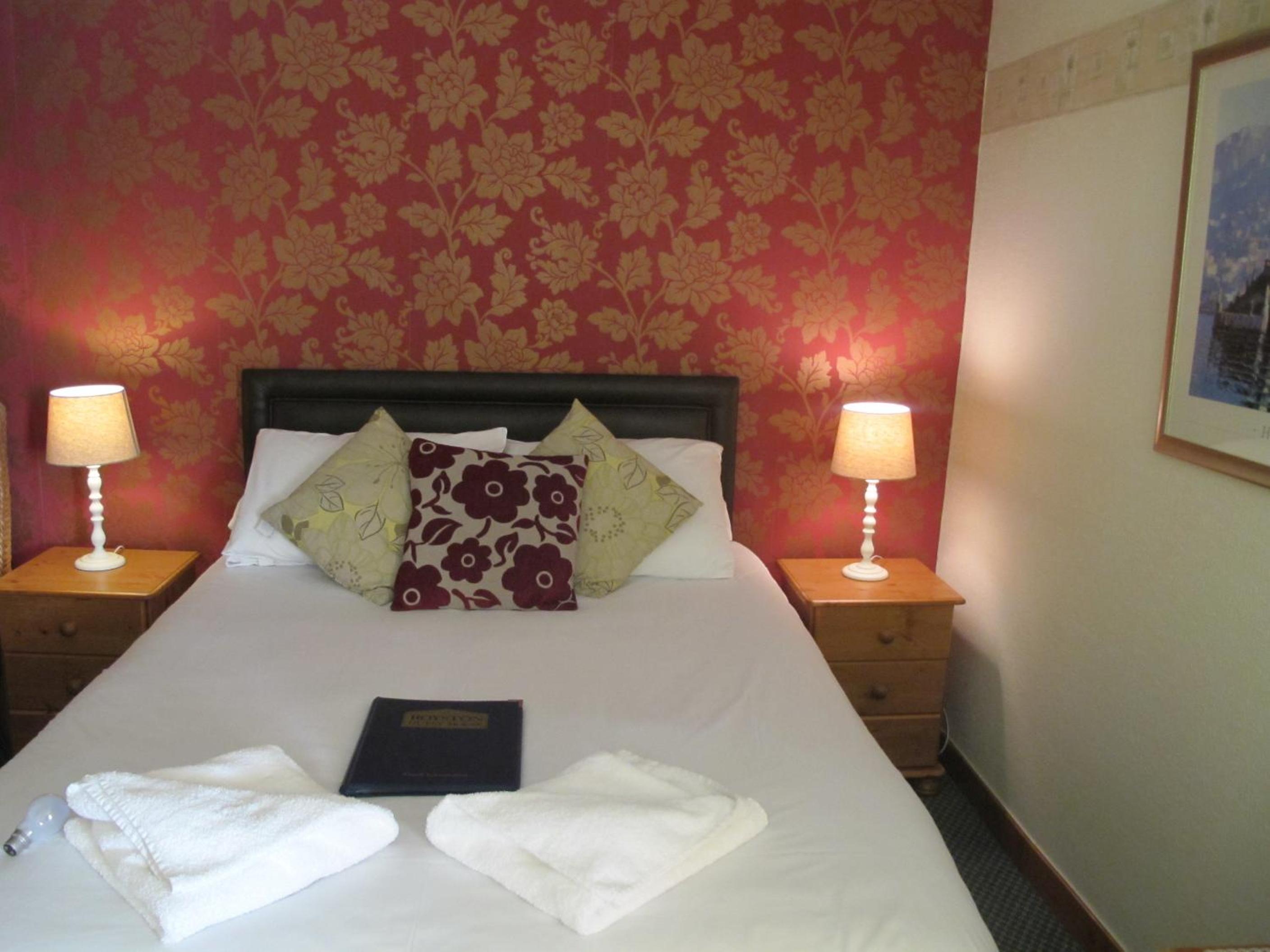 Small Double Room photo 2