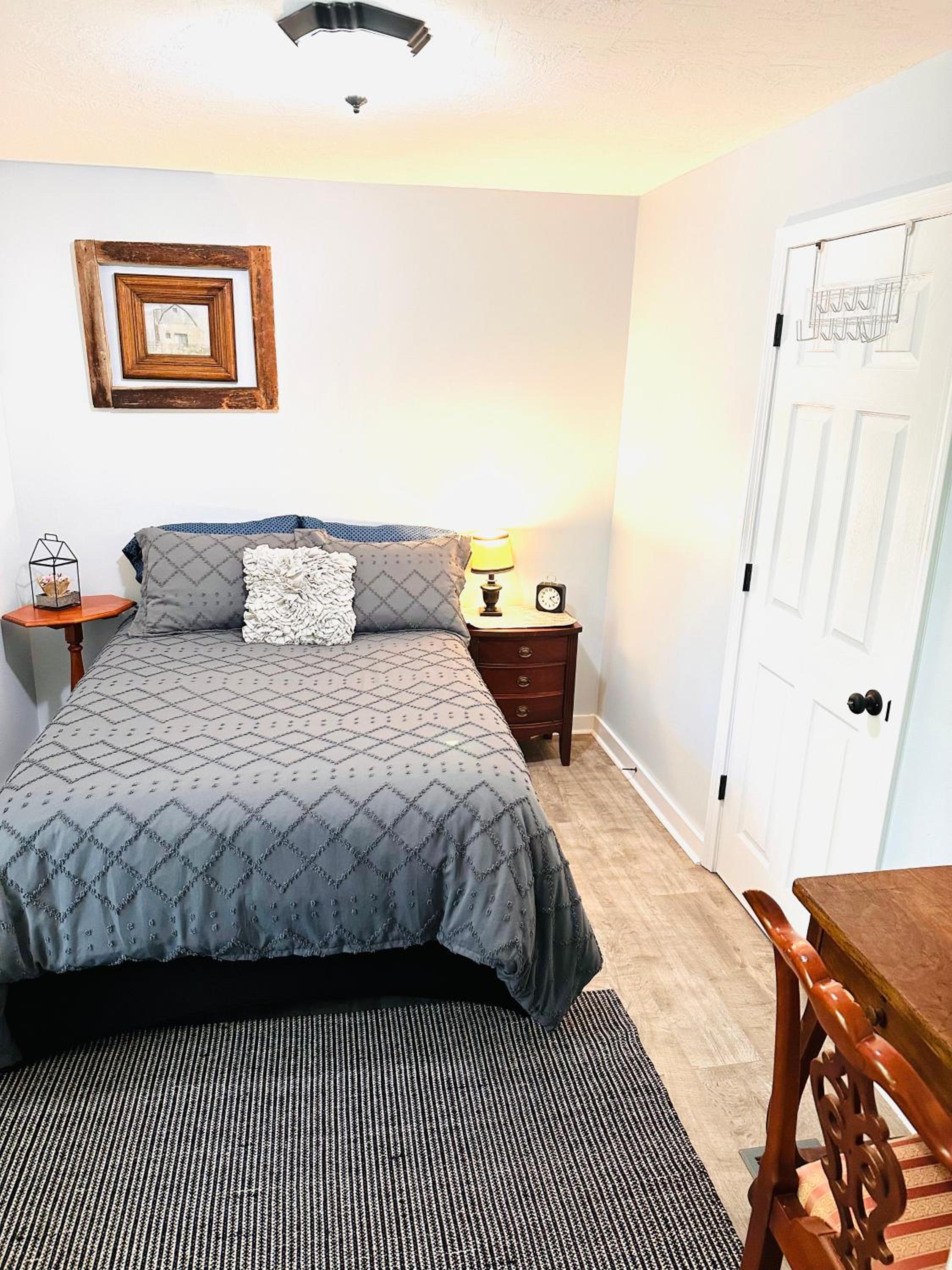 Two-Bedroom Cottage photo 2