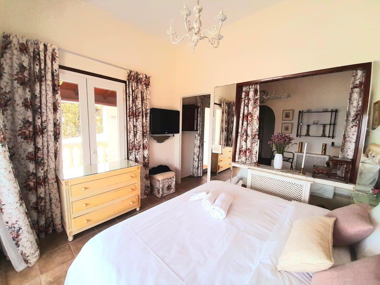 Suite with Sea View photo 2