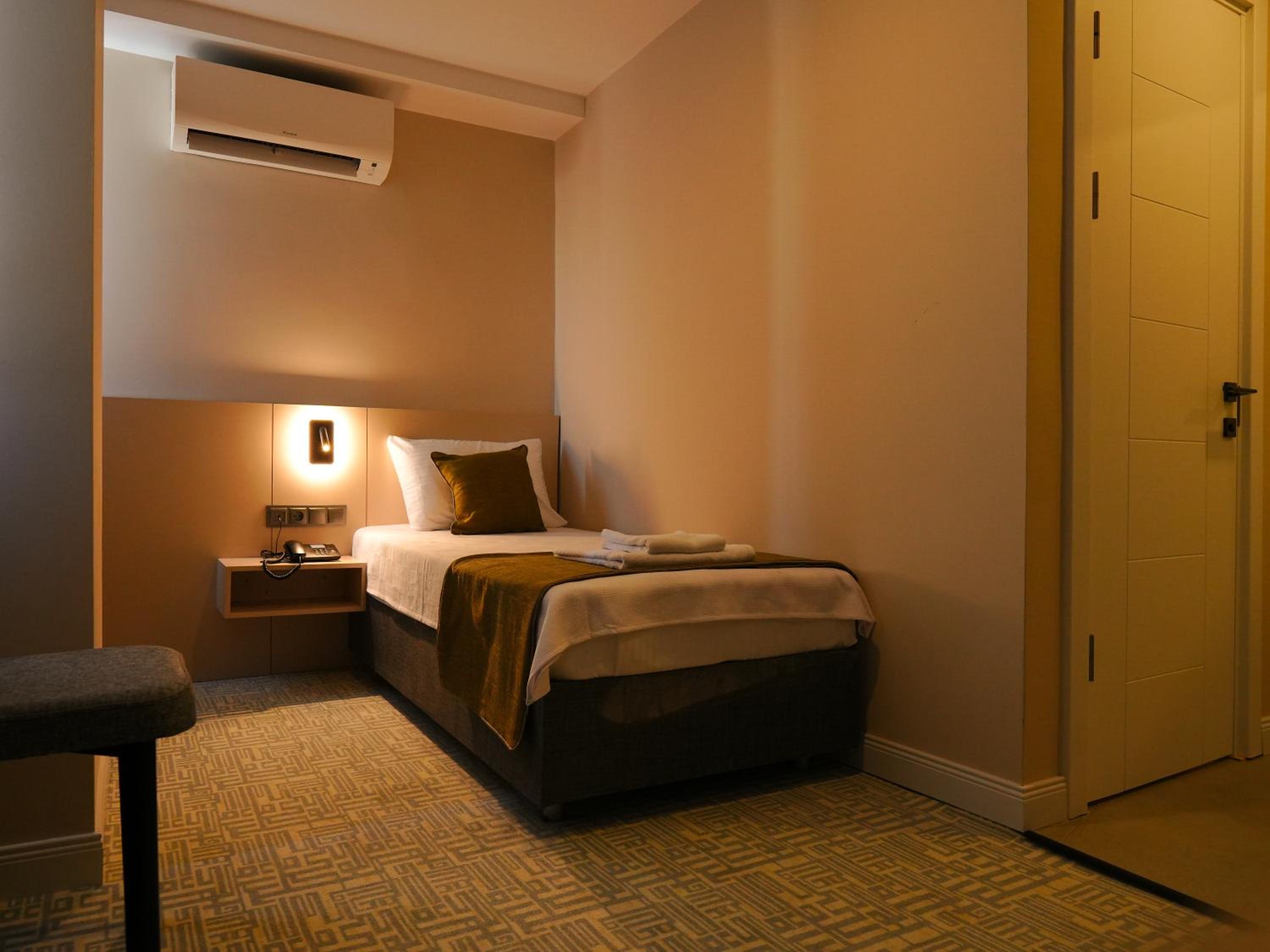 Single Room