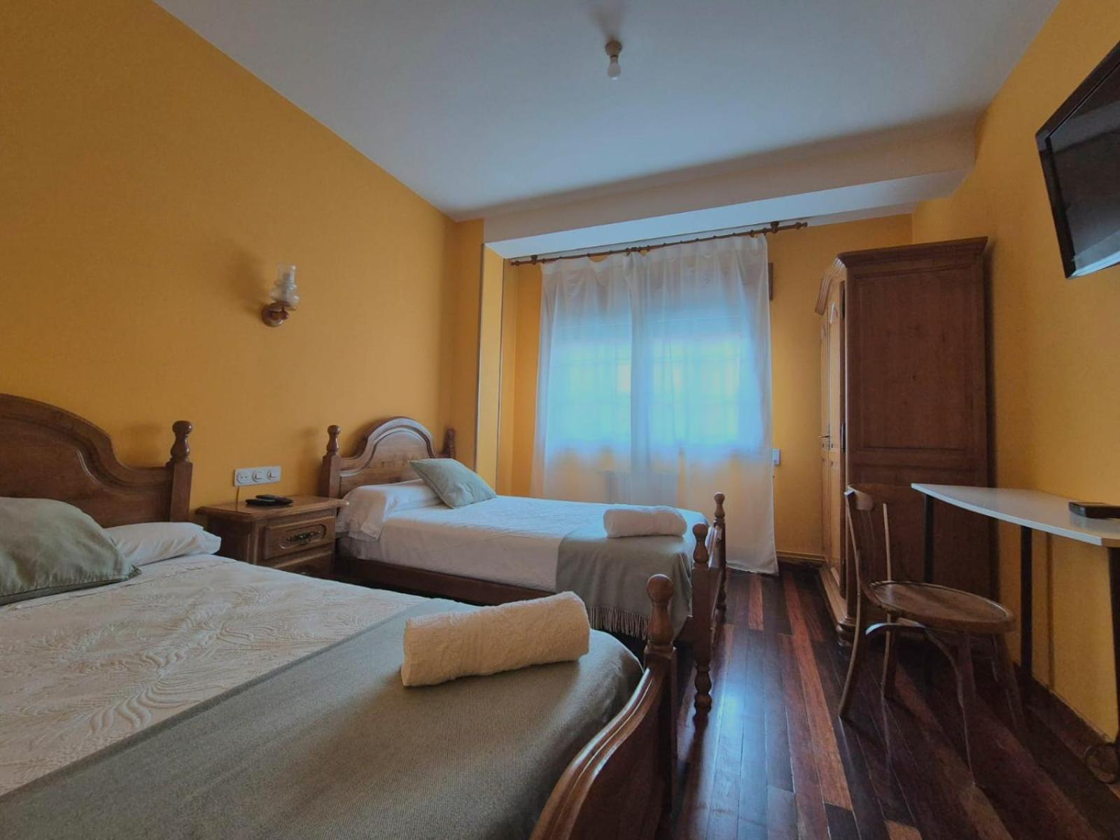 Habitación Doble o con Dos Camas
