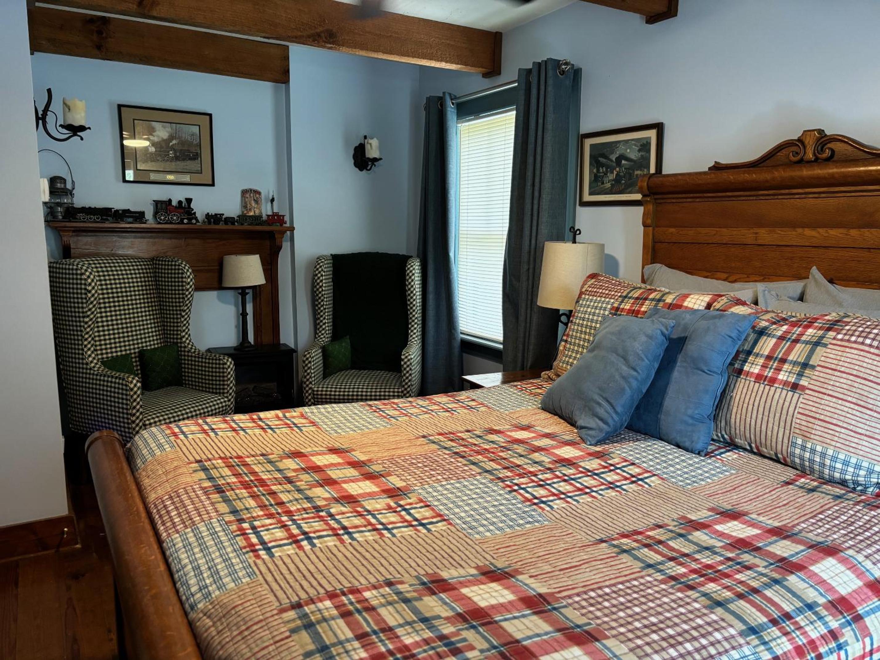 Standard Queen Room photo 3