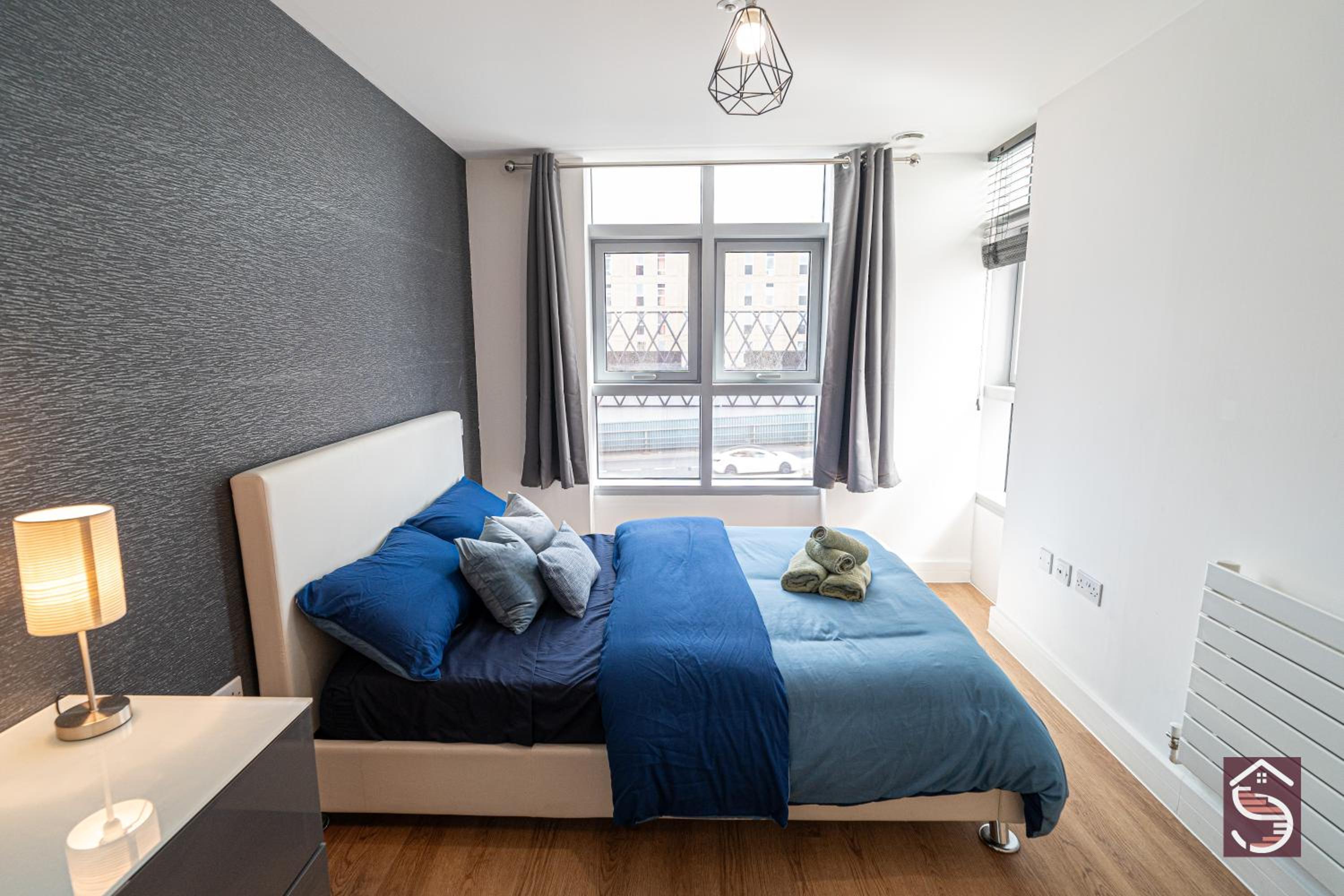 Two-Bedroom Apartment with Balcony photo 3