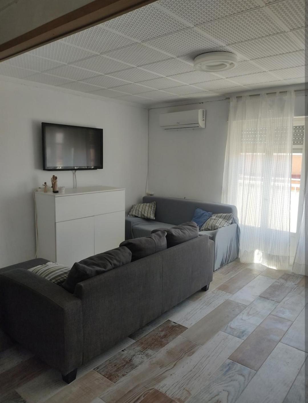 Apartment photo 3