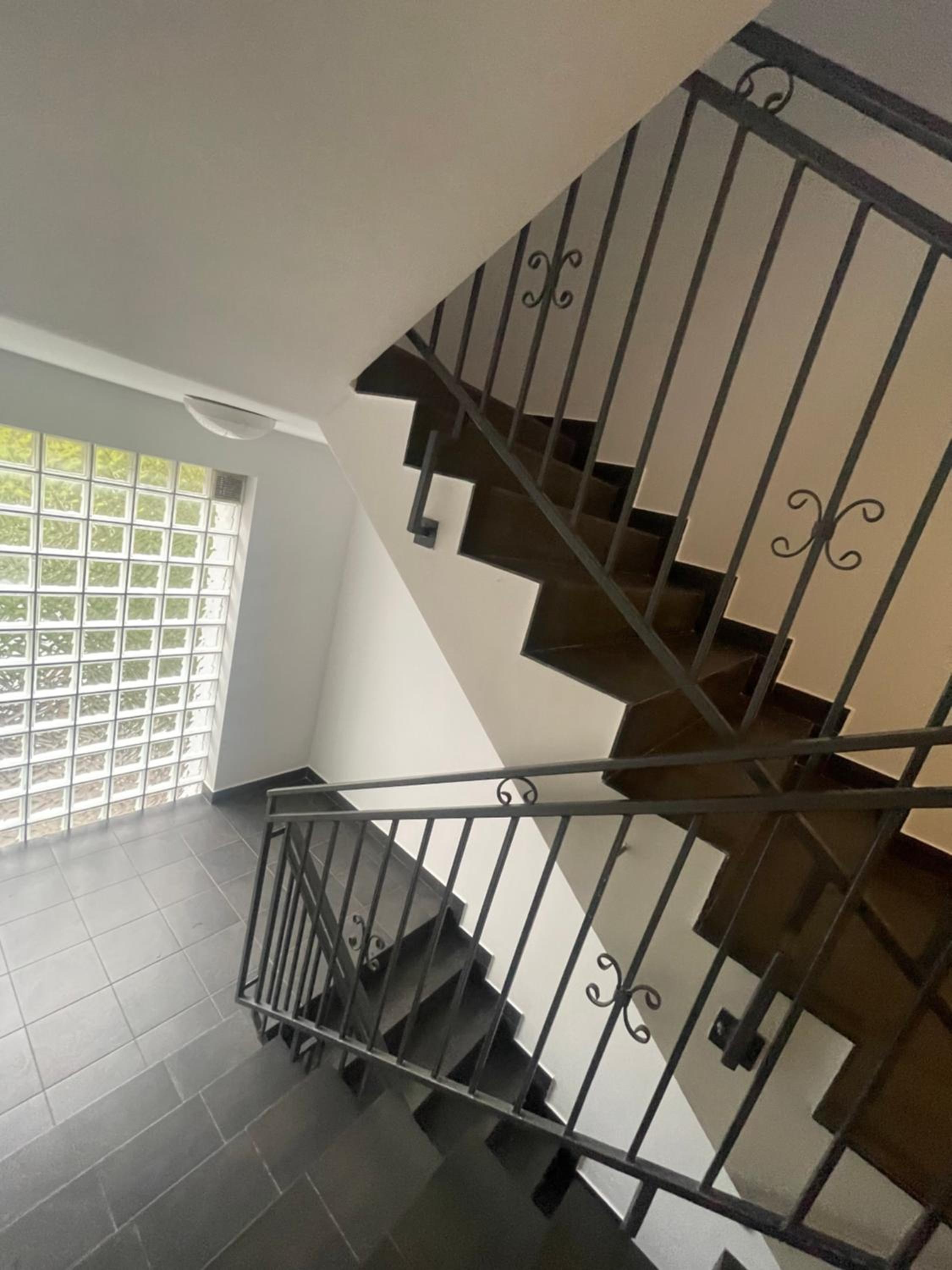 One-Bedroom Apartment with View photo 3