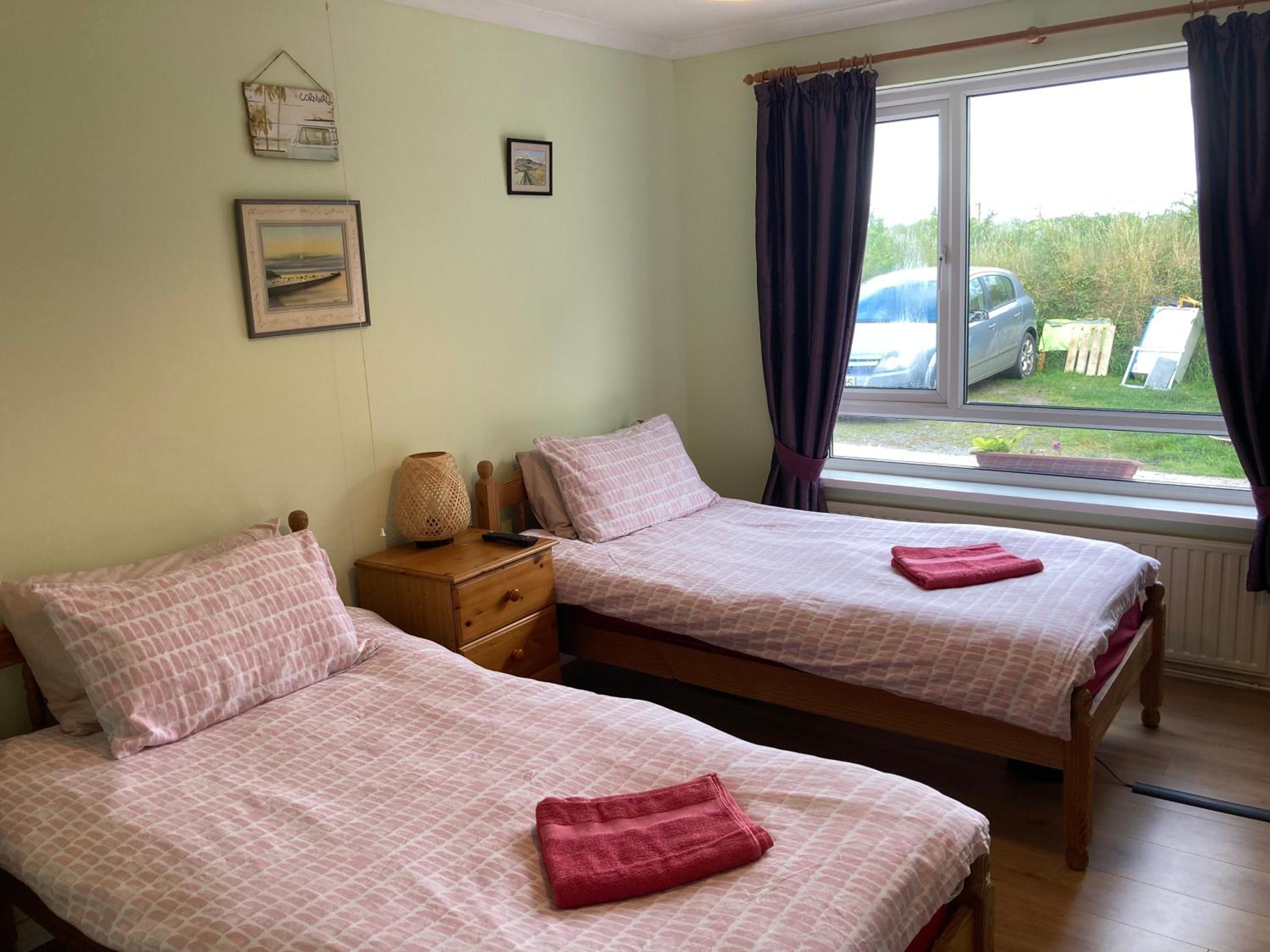 Twin Room - Photo 1