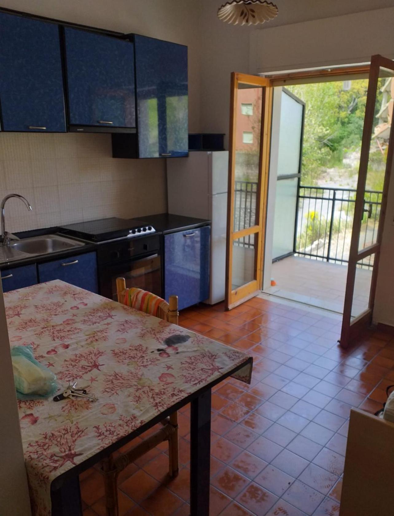 One-Bedroom House photo 2