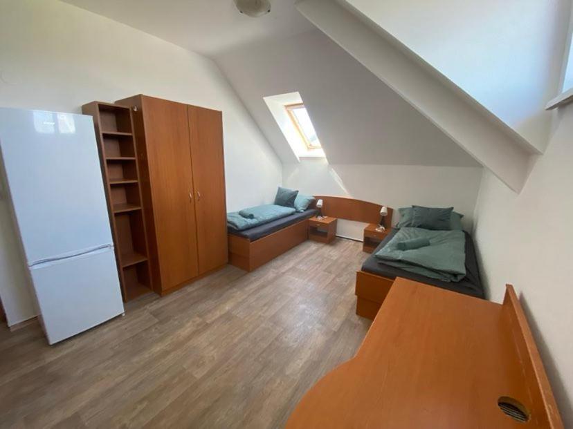 Standard Twin Room photo 1