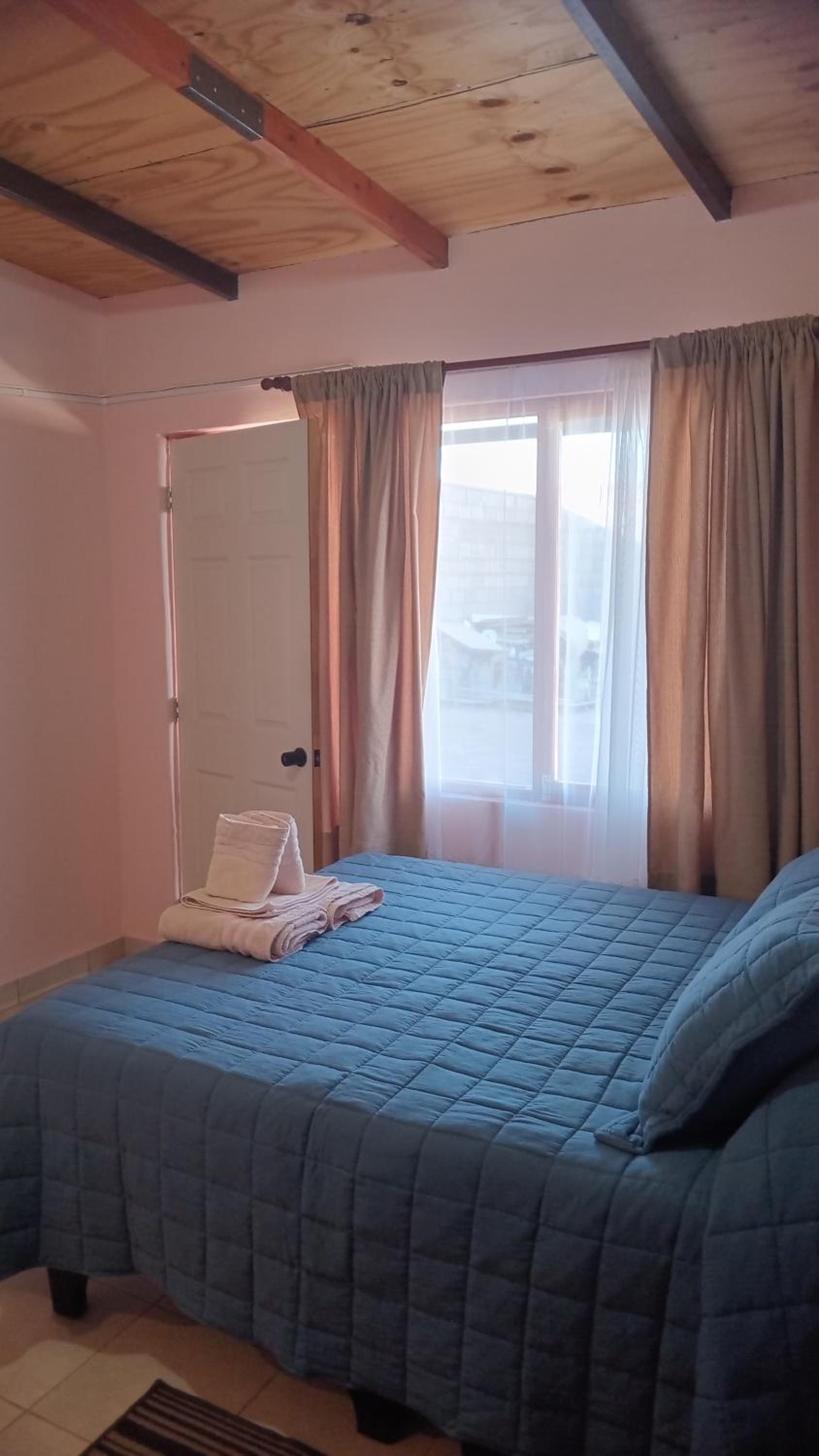Queen Room photo 3
