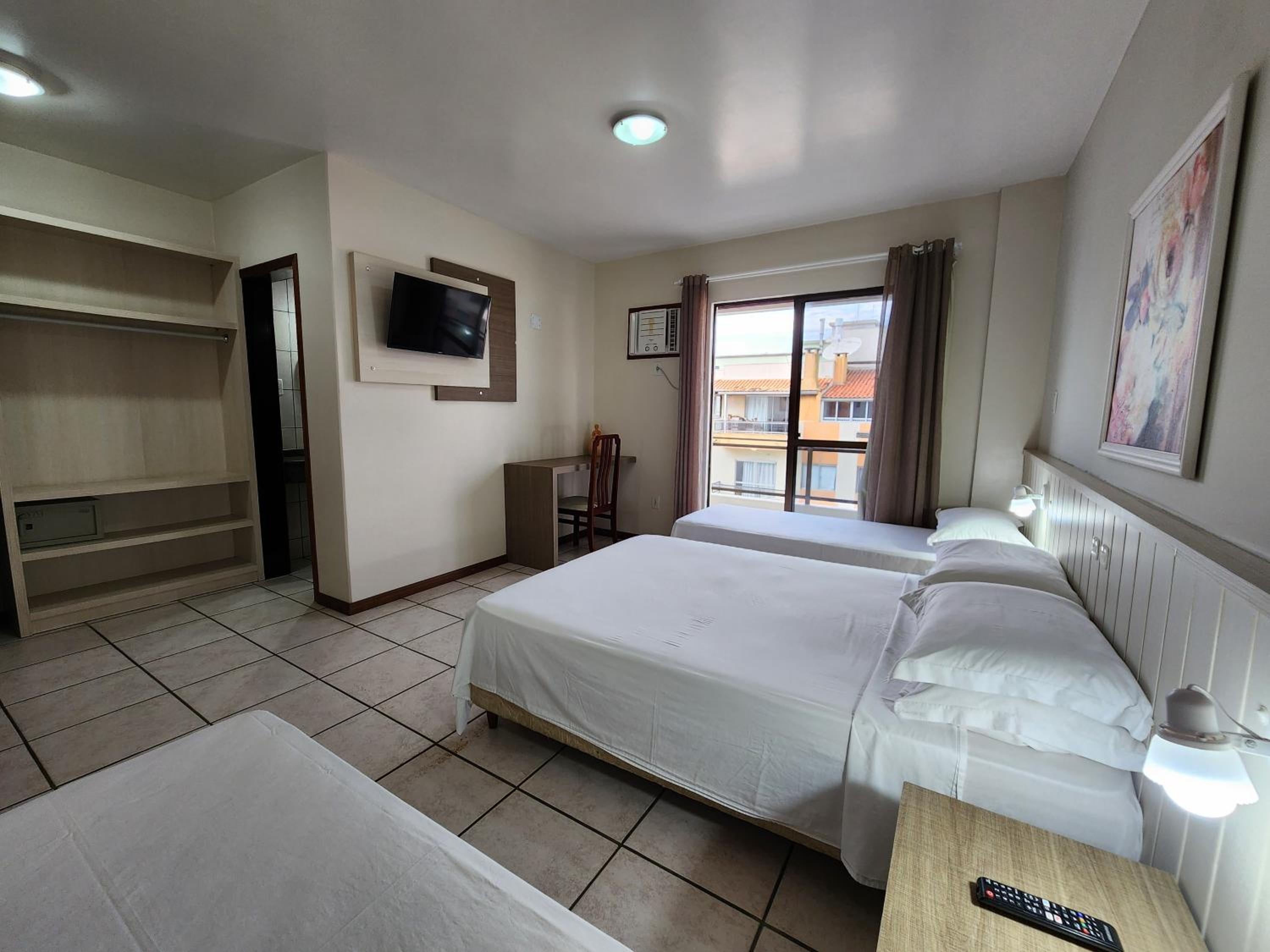 Two-Bedroom Apartment with Sea View photo 1