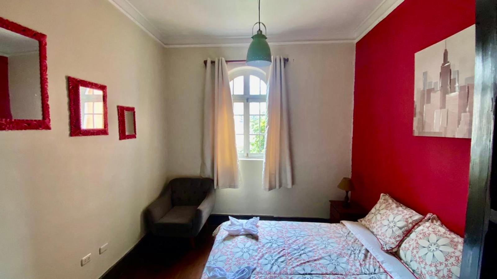Double Room with Shared Bathroom photo 3