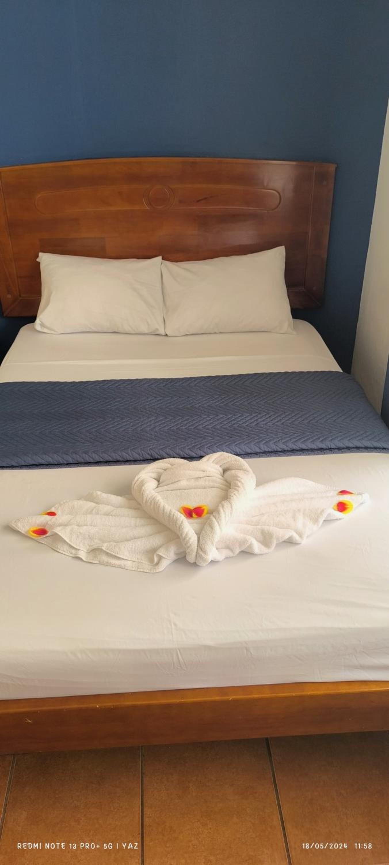 Economy Twin Room
