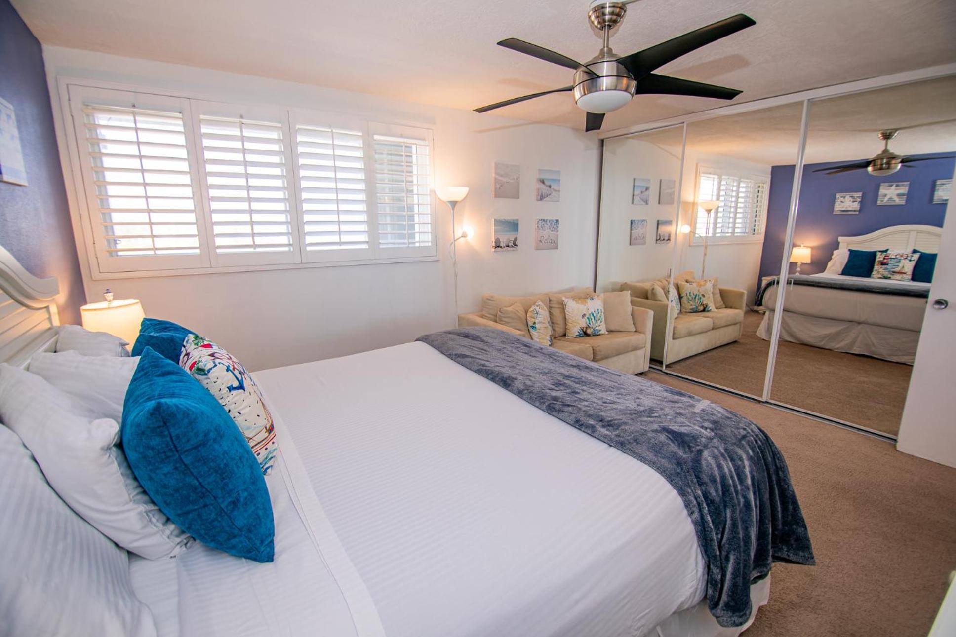 One-Bedroom Apartment with Ocean View