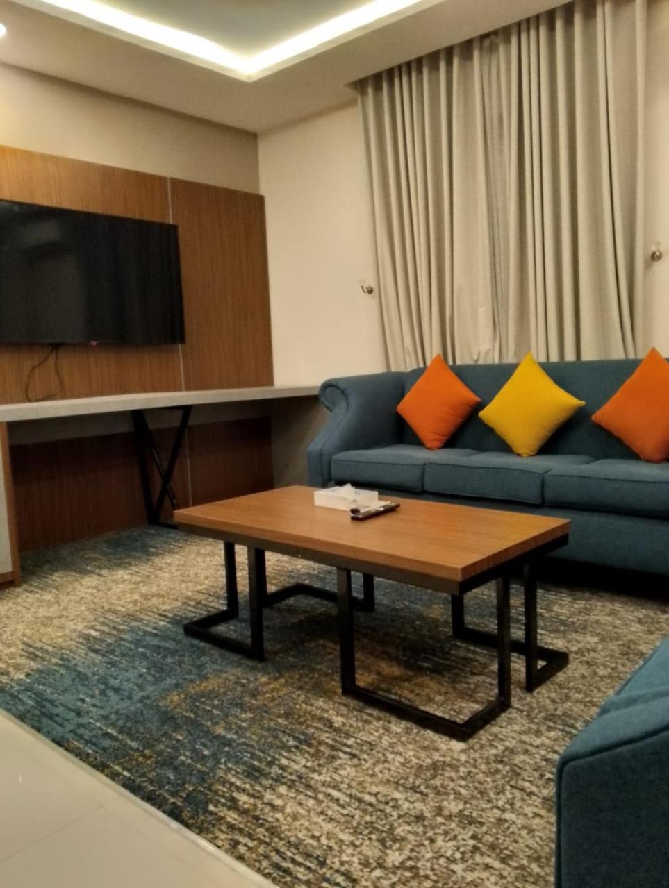Deluxe Junior Suite