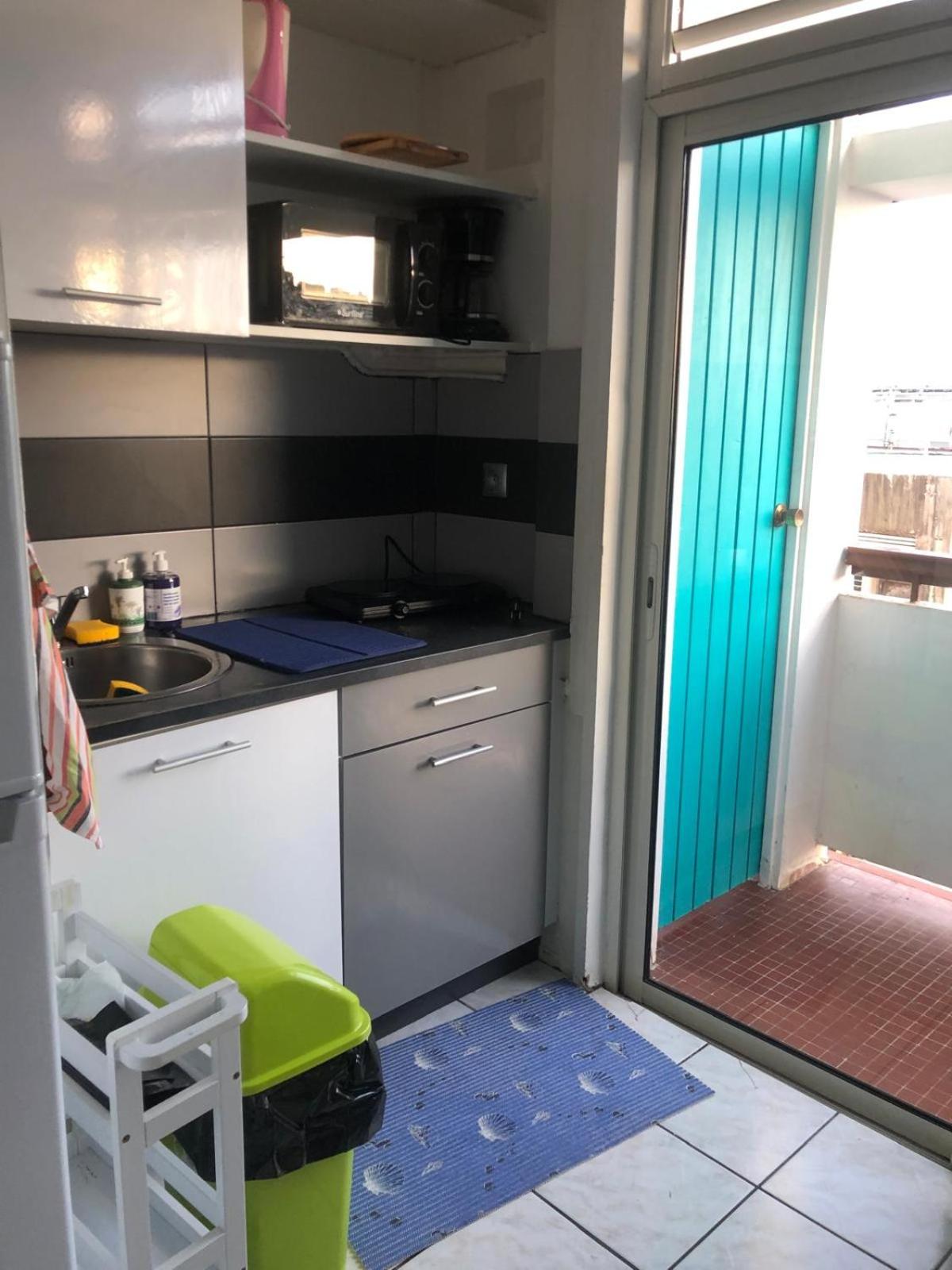 Apartment with View and Balcony photo 3