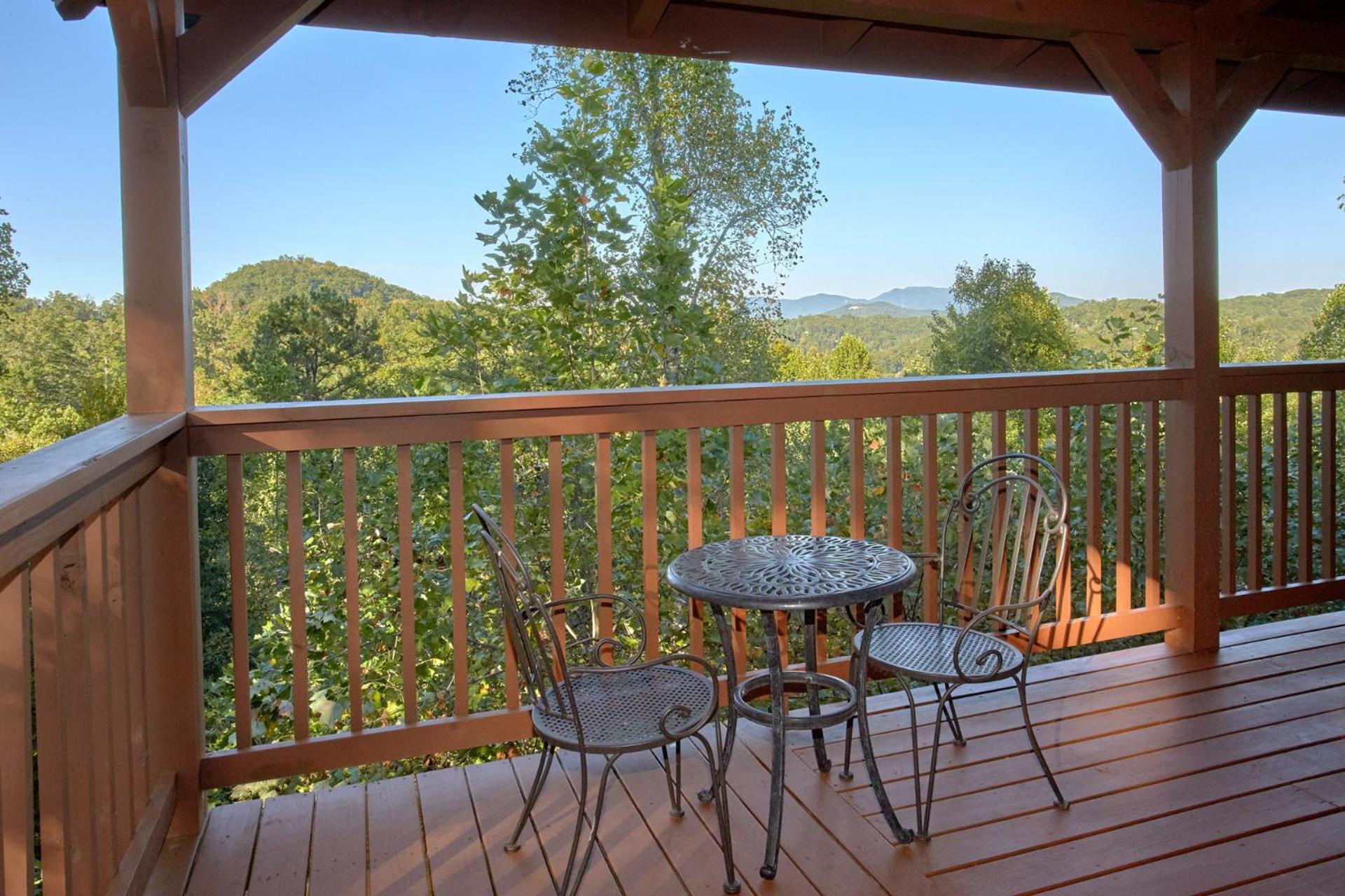 Apartment photo 2